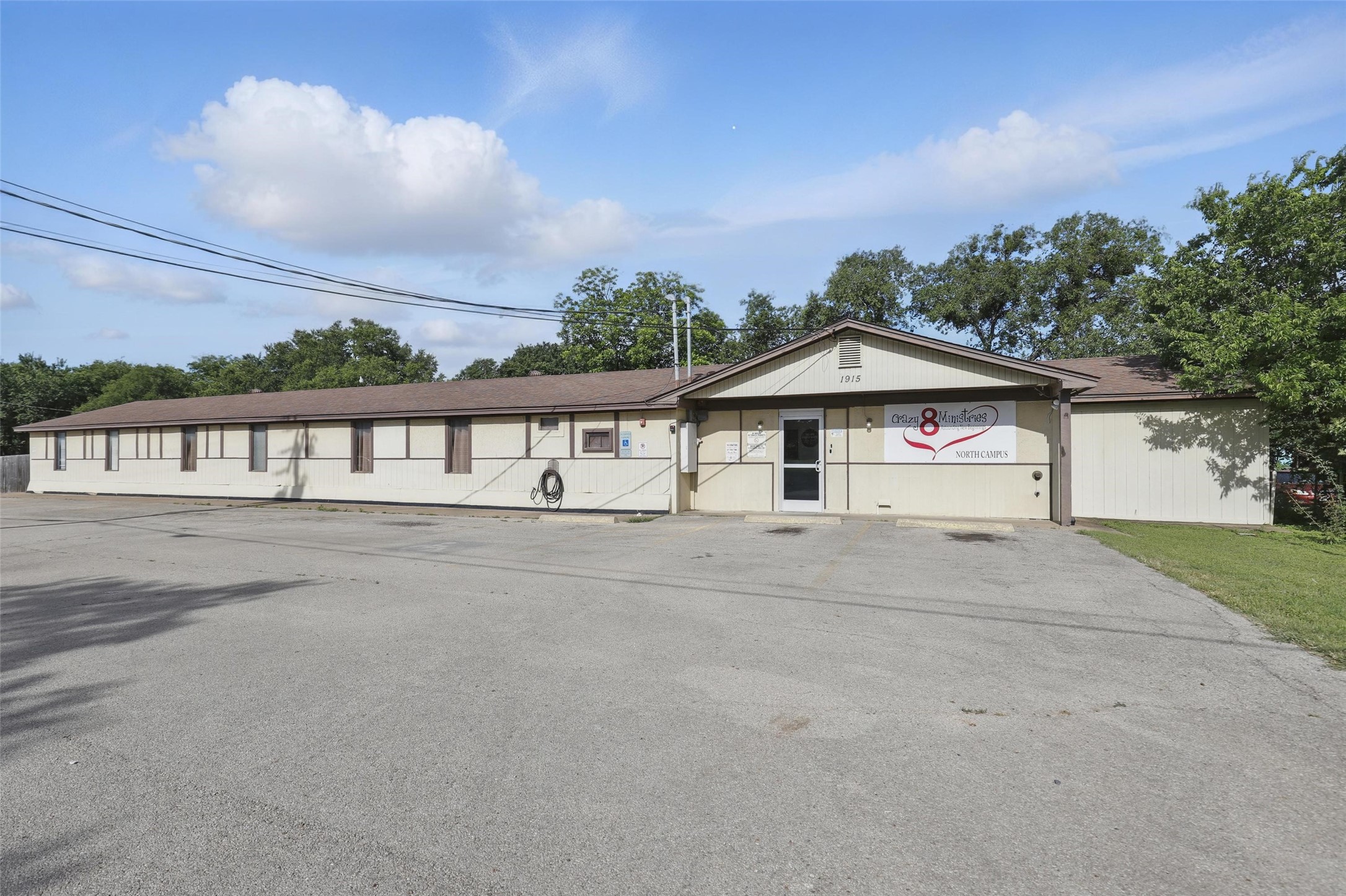 1915 N Wilhite Street