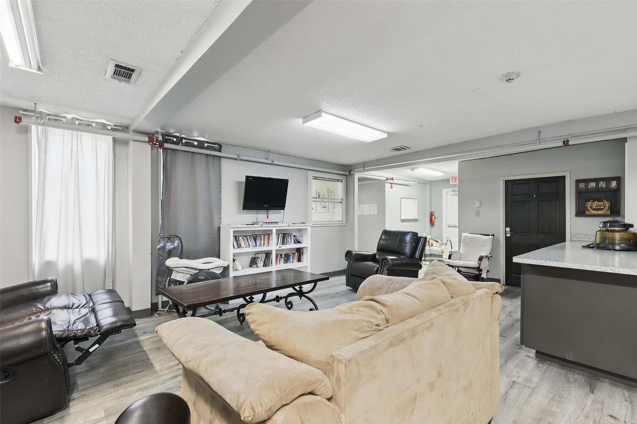 1915 N Wilhite Street