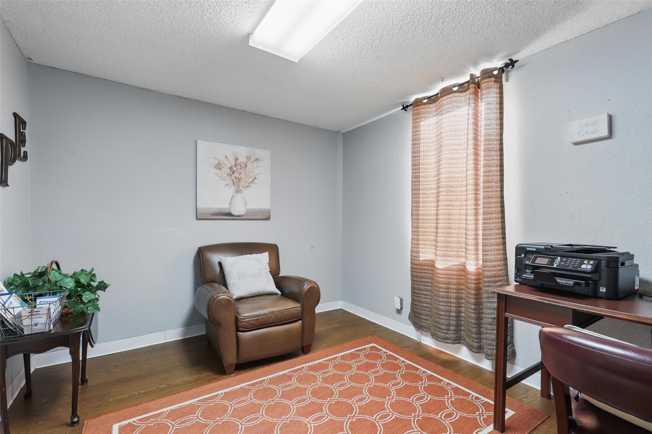 1915 N Wilhite Street