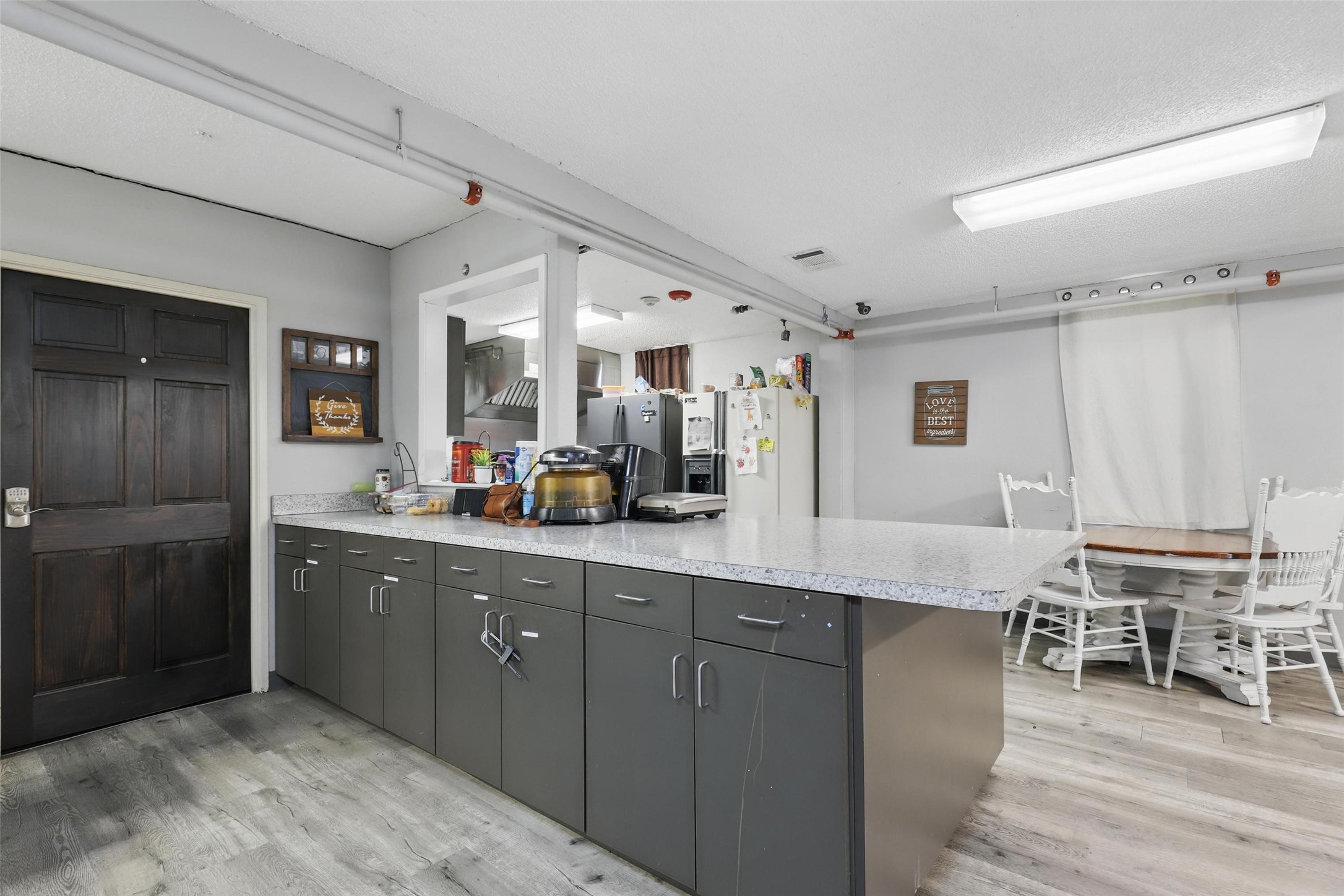 1915 N Wilhite Street