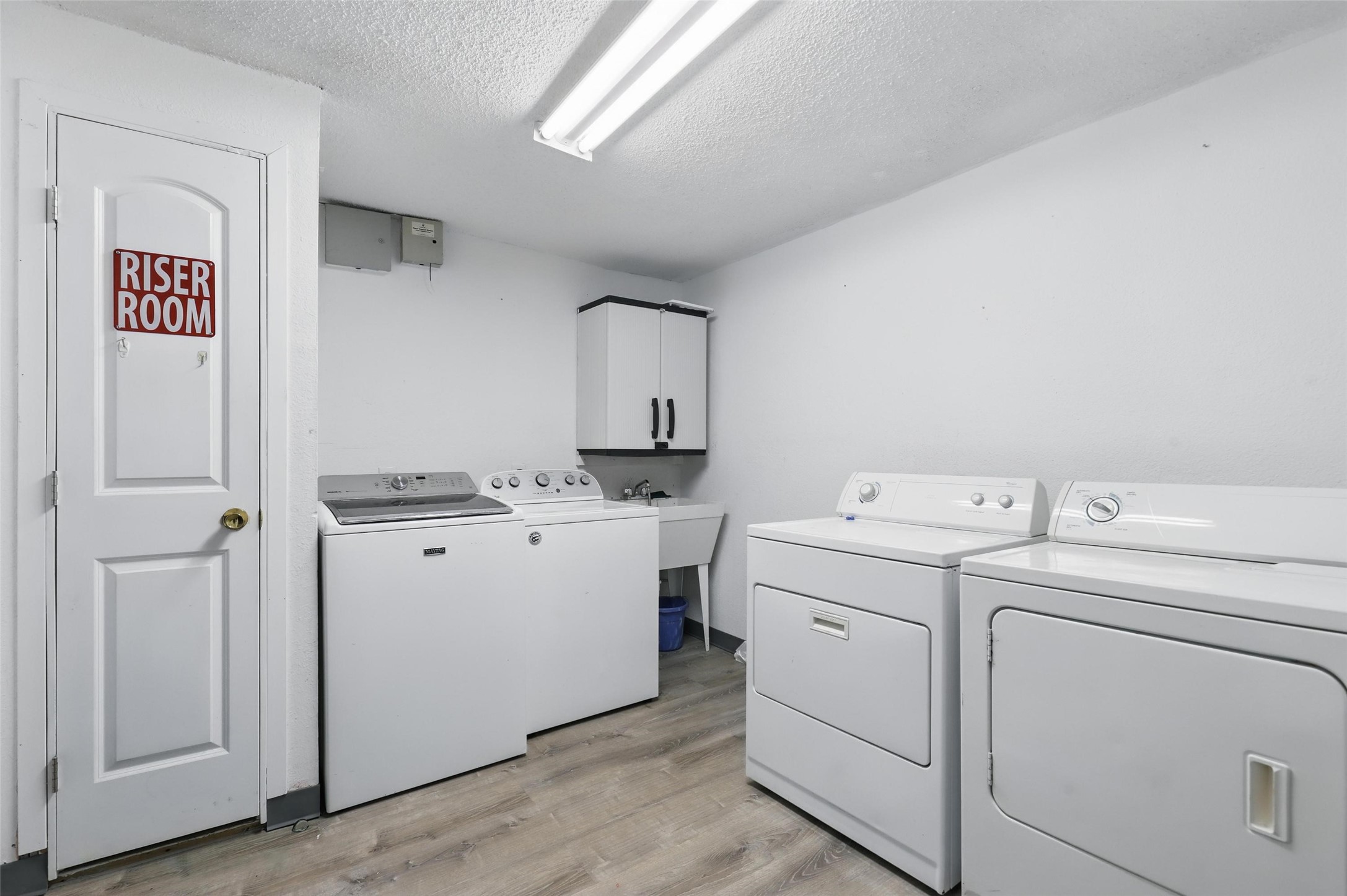 1915 N Wilhite Street