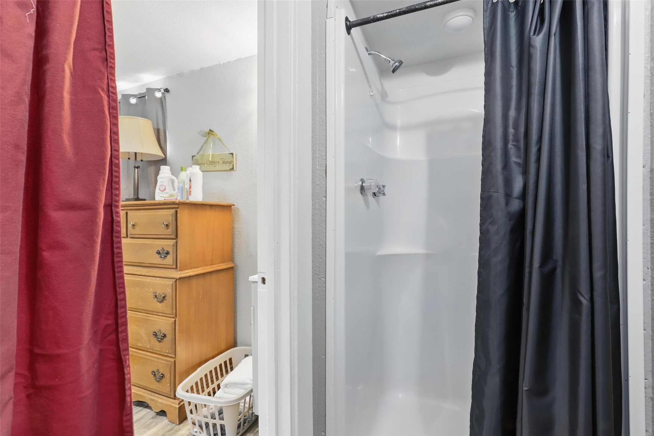 1915 N Wilhite Street