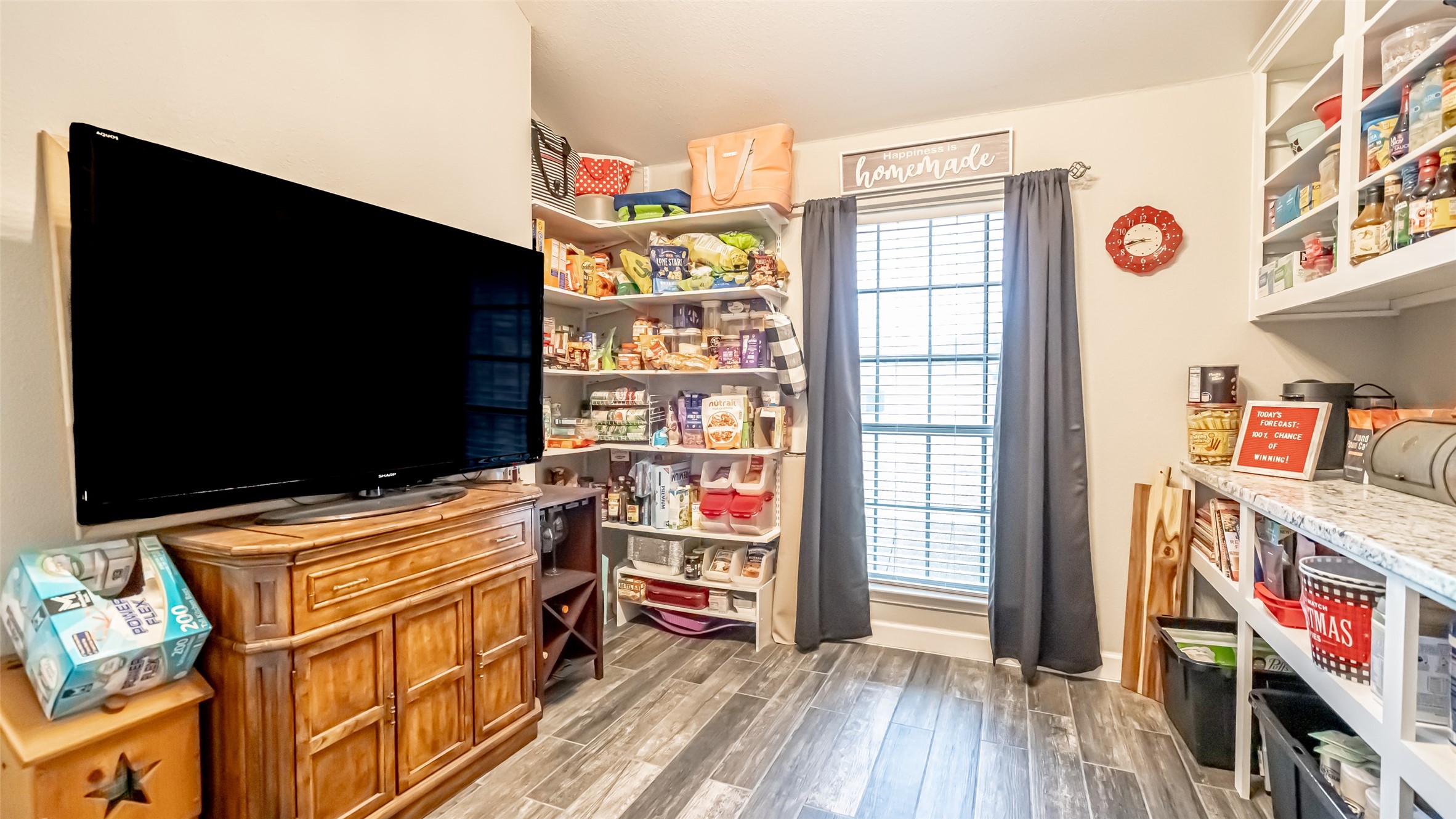 1228 Meadow Glen