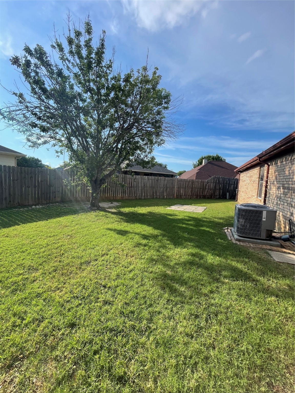 1228 Meadow Glen