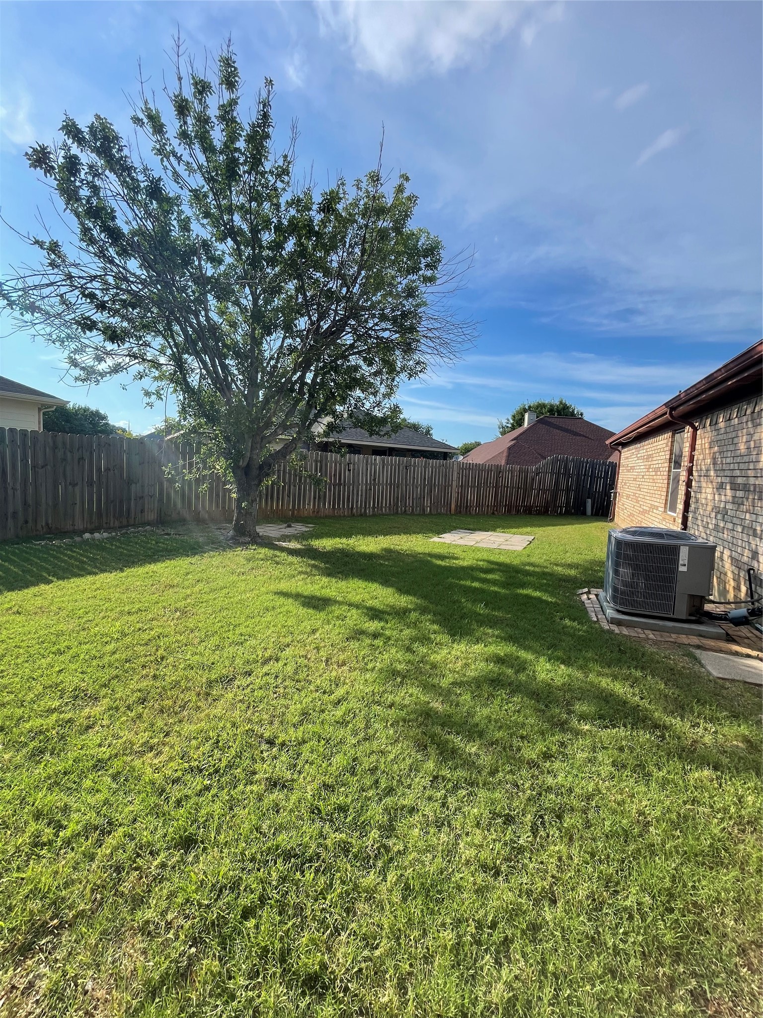 1228 Meadow Glen