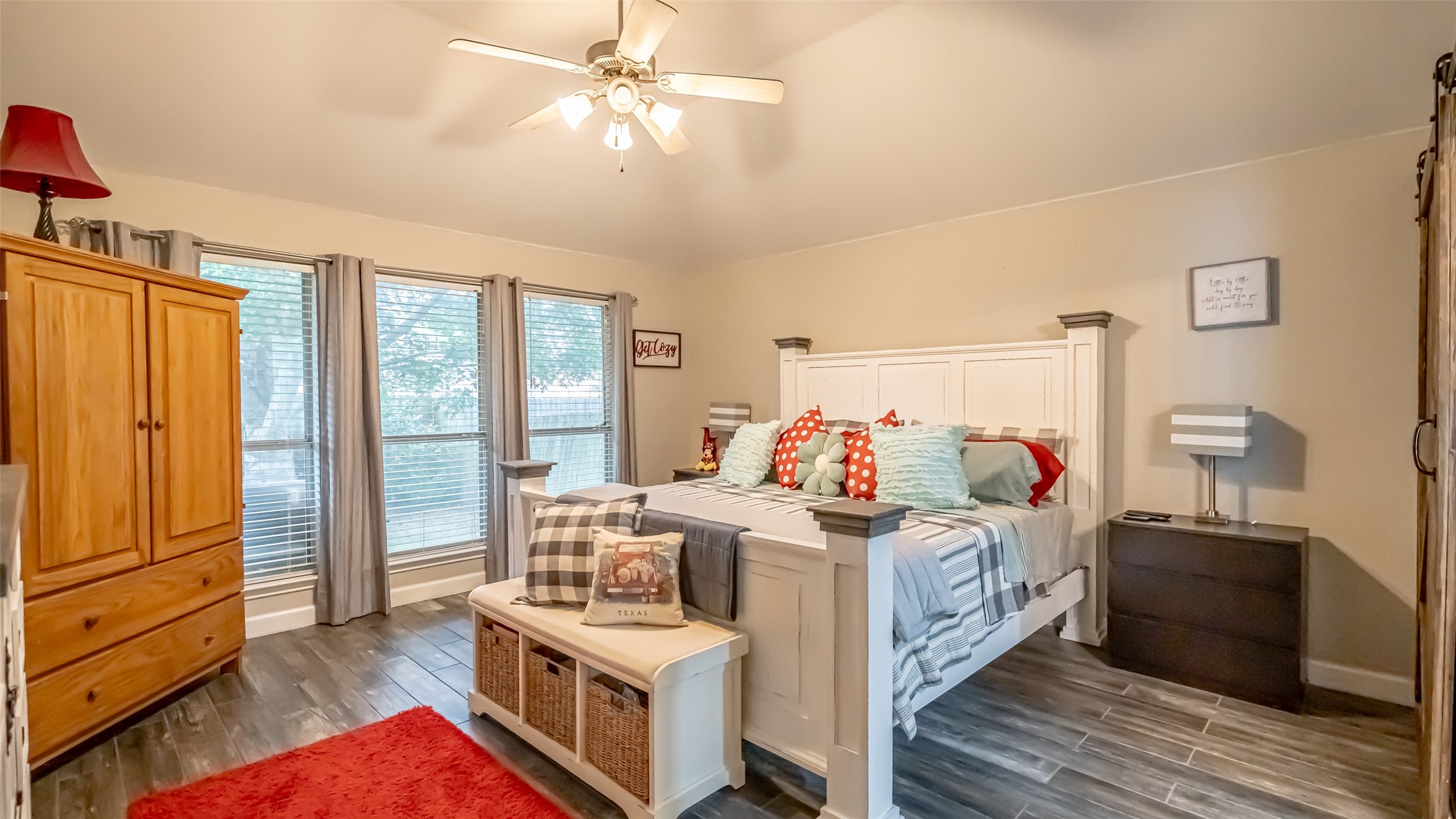 1228 Meadow Glen