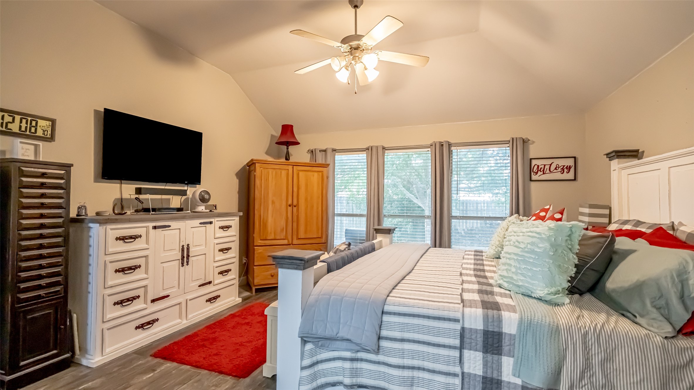 1228 Meadow Glen