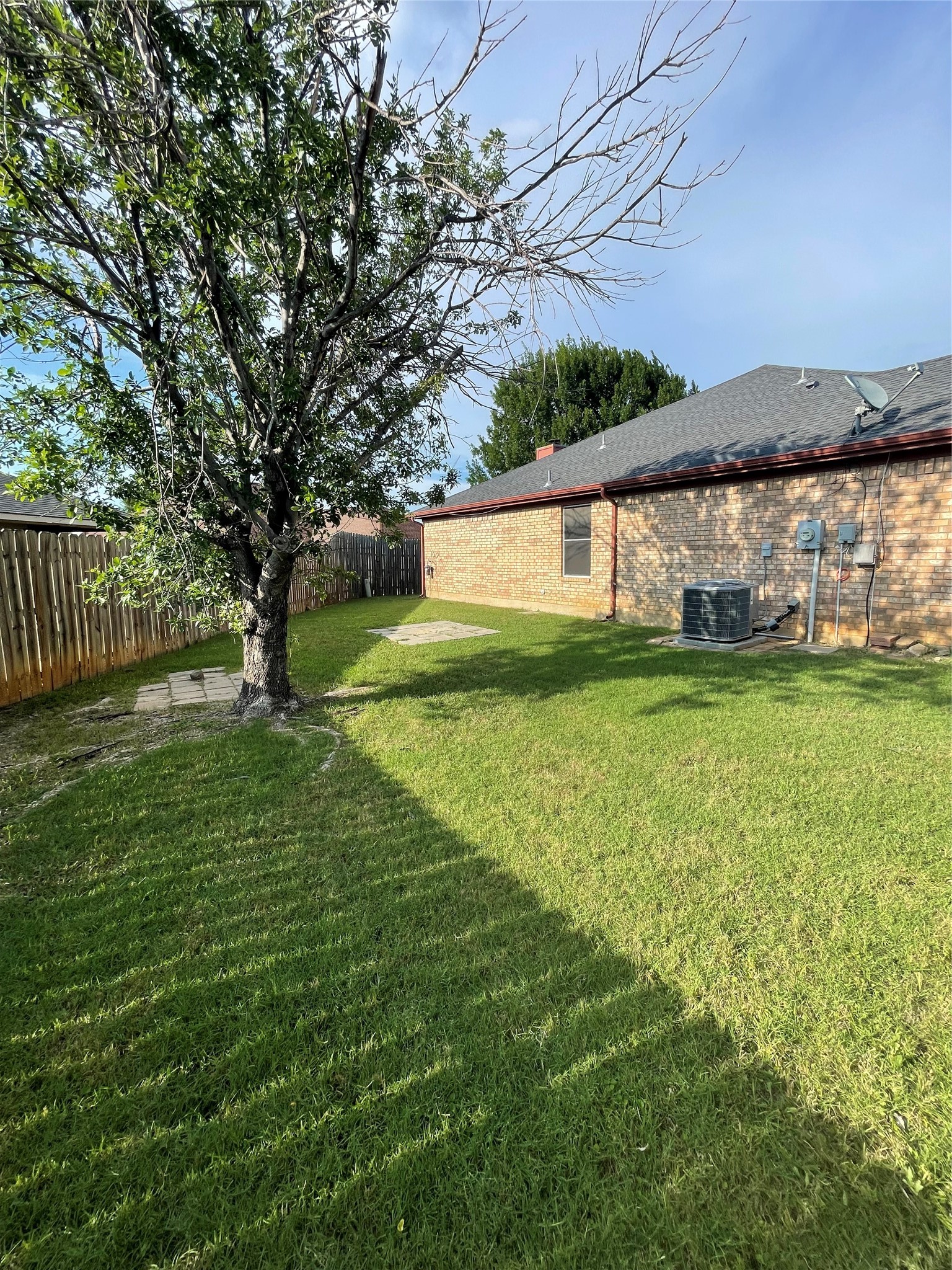 1228 Meadow Glen