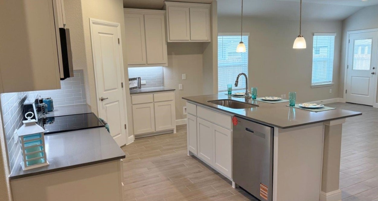 1761 RIVER BEND Road