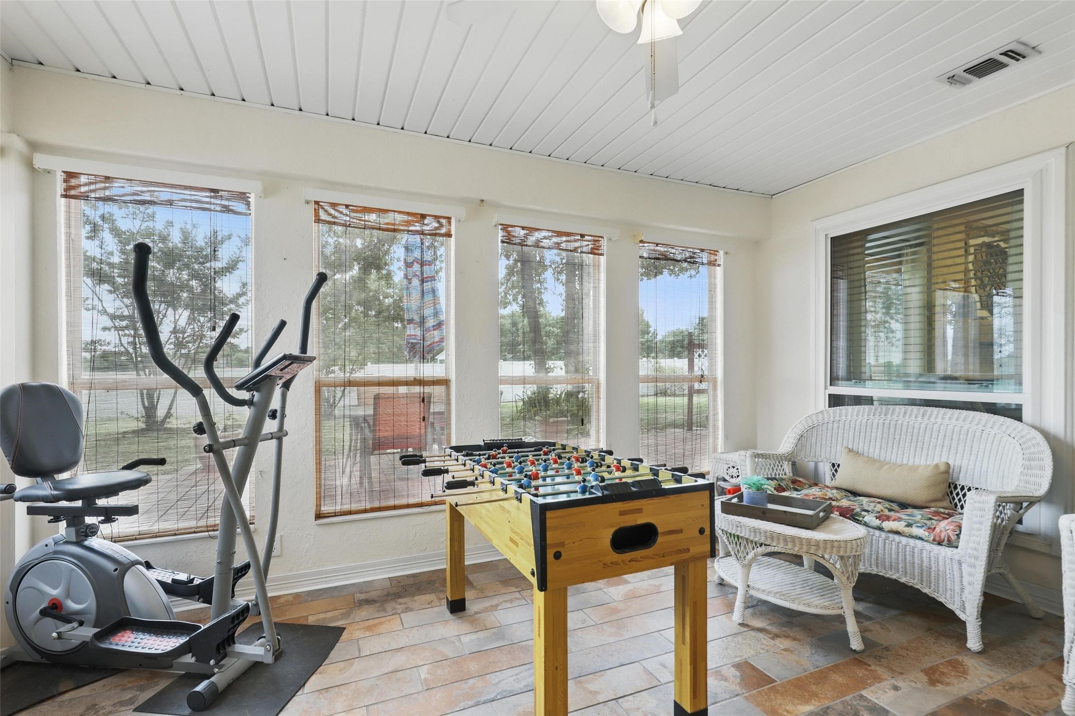 9816 County Road 603c