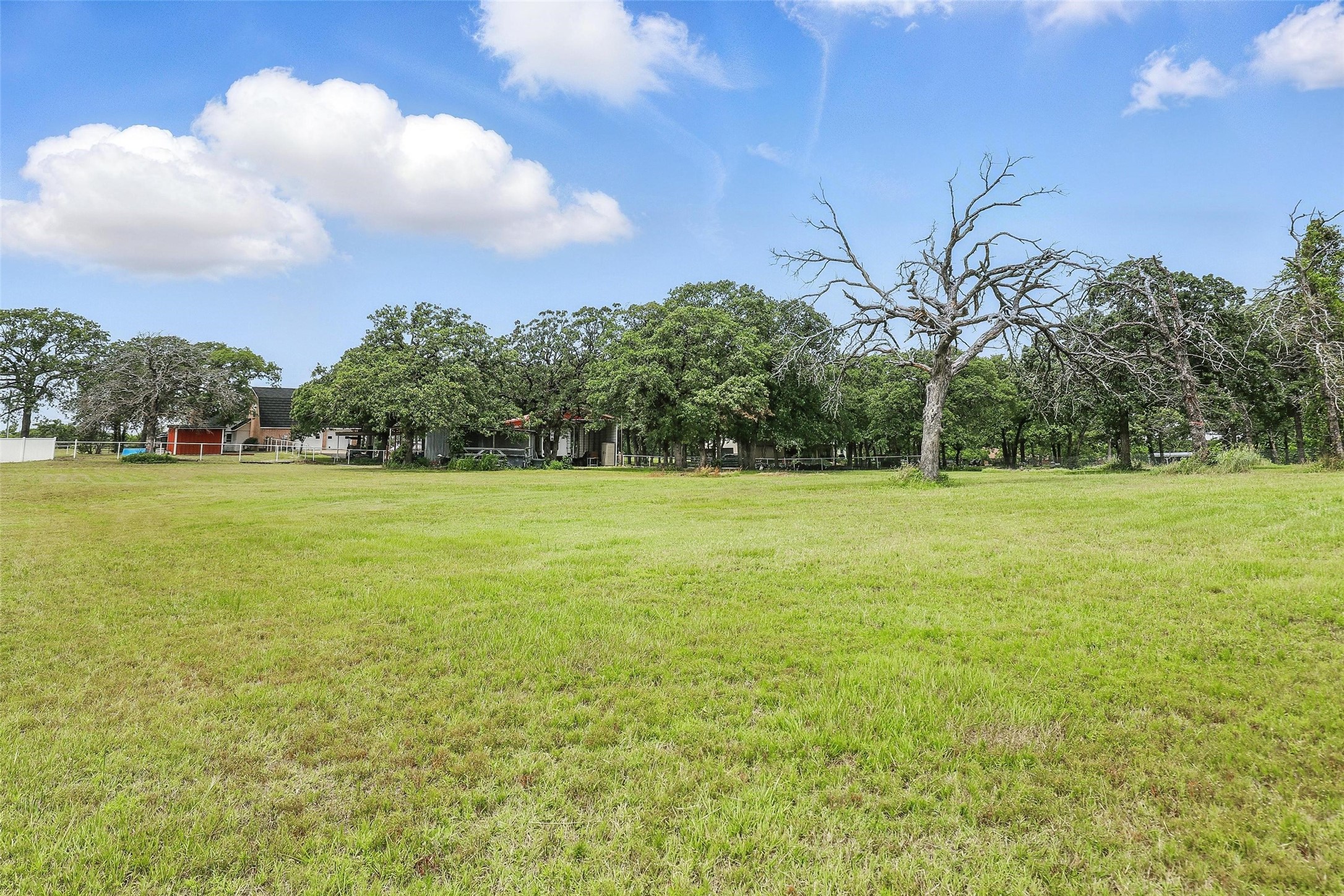 9816 County Road 603c