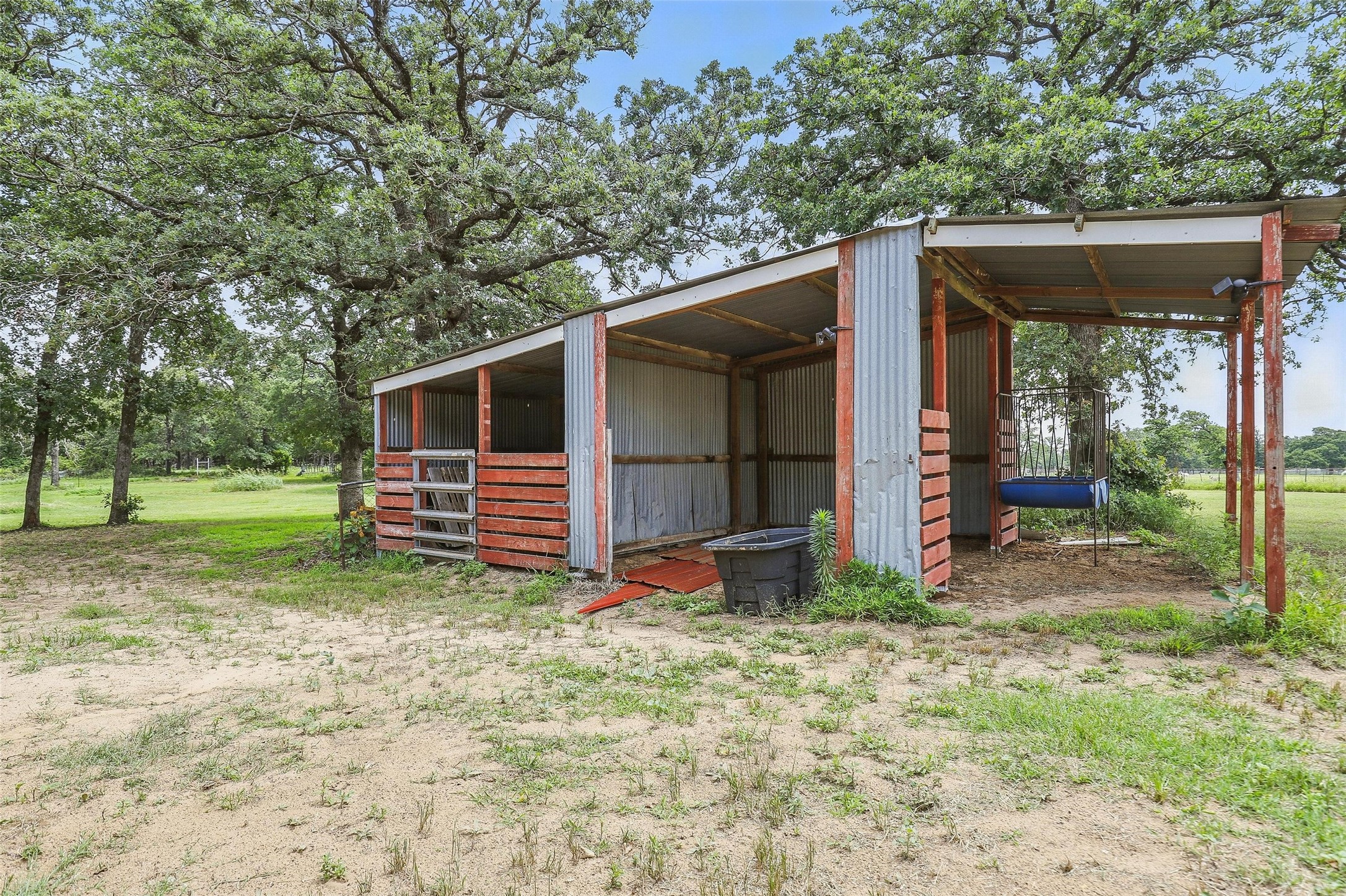 9816 County Road 603c