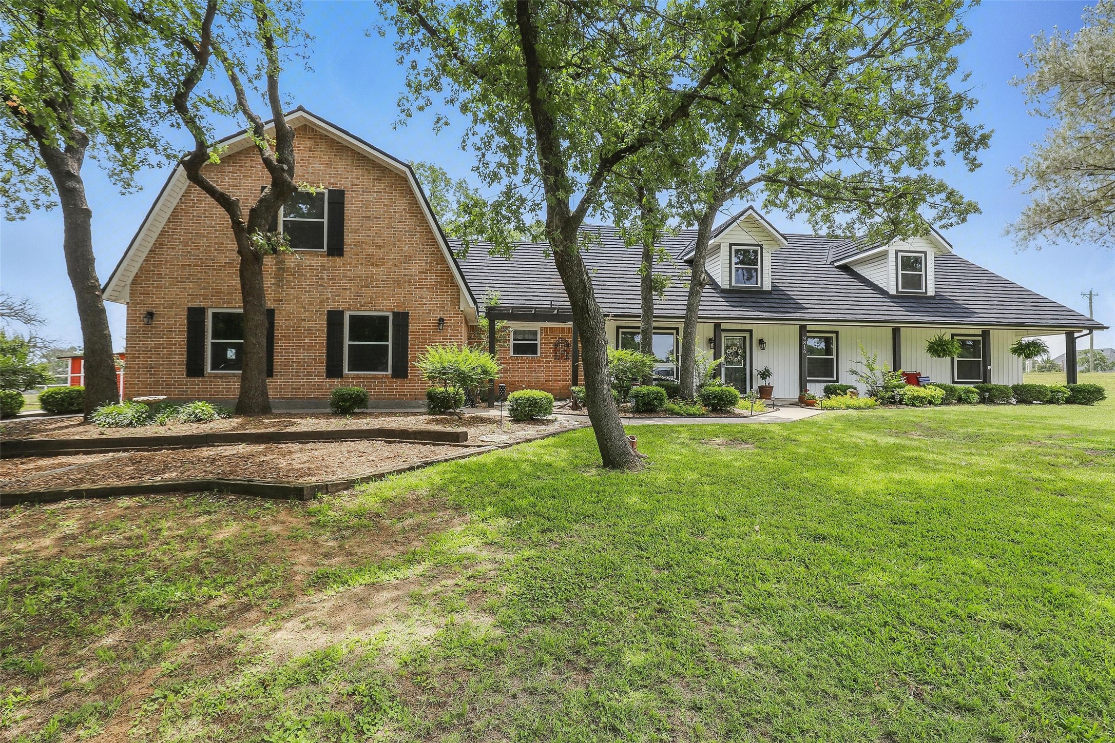 9816 County Road 603c