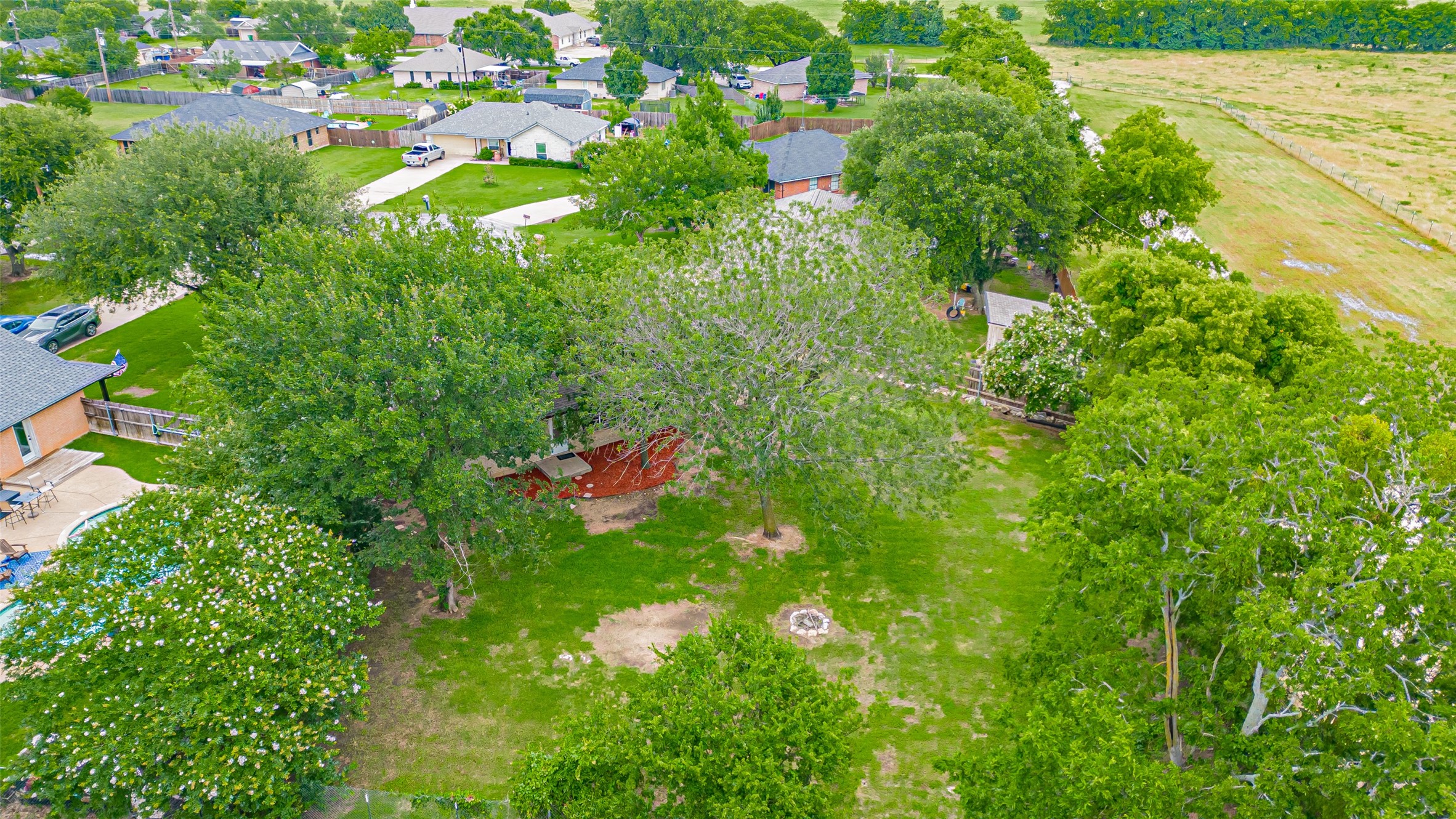 906 Pear Court