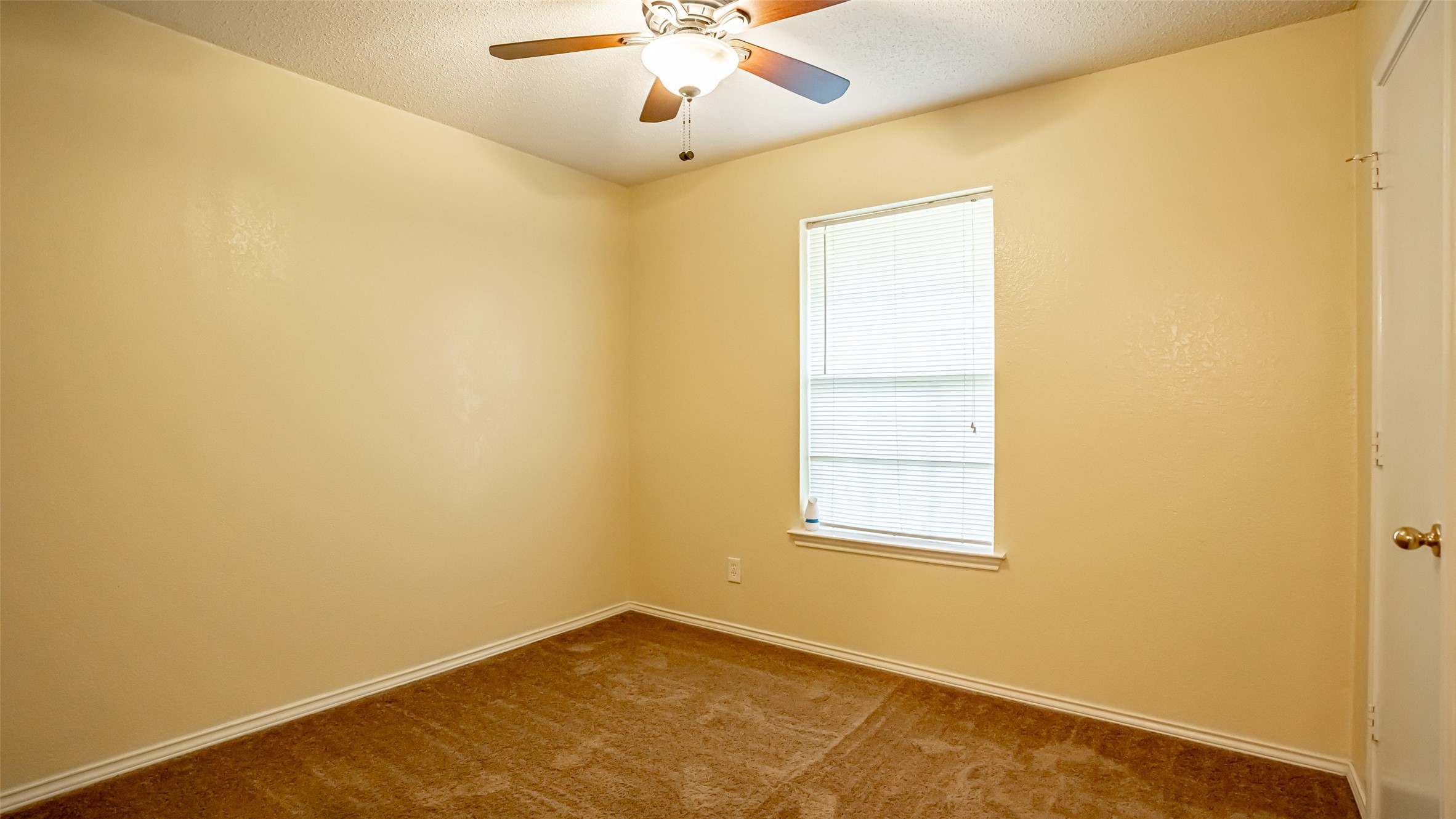 906 Pear Court