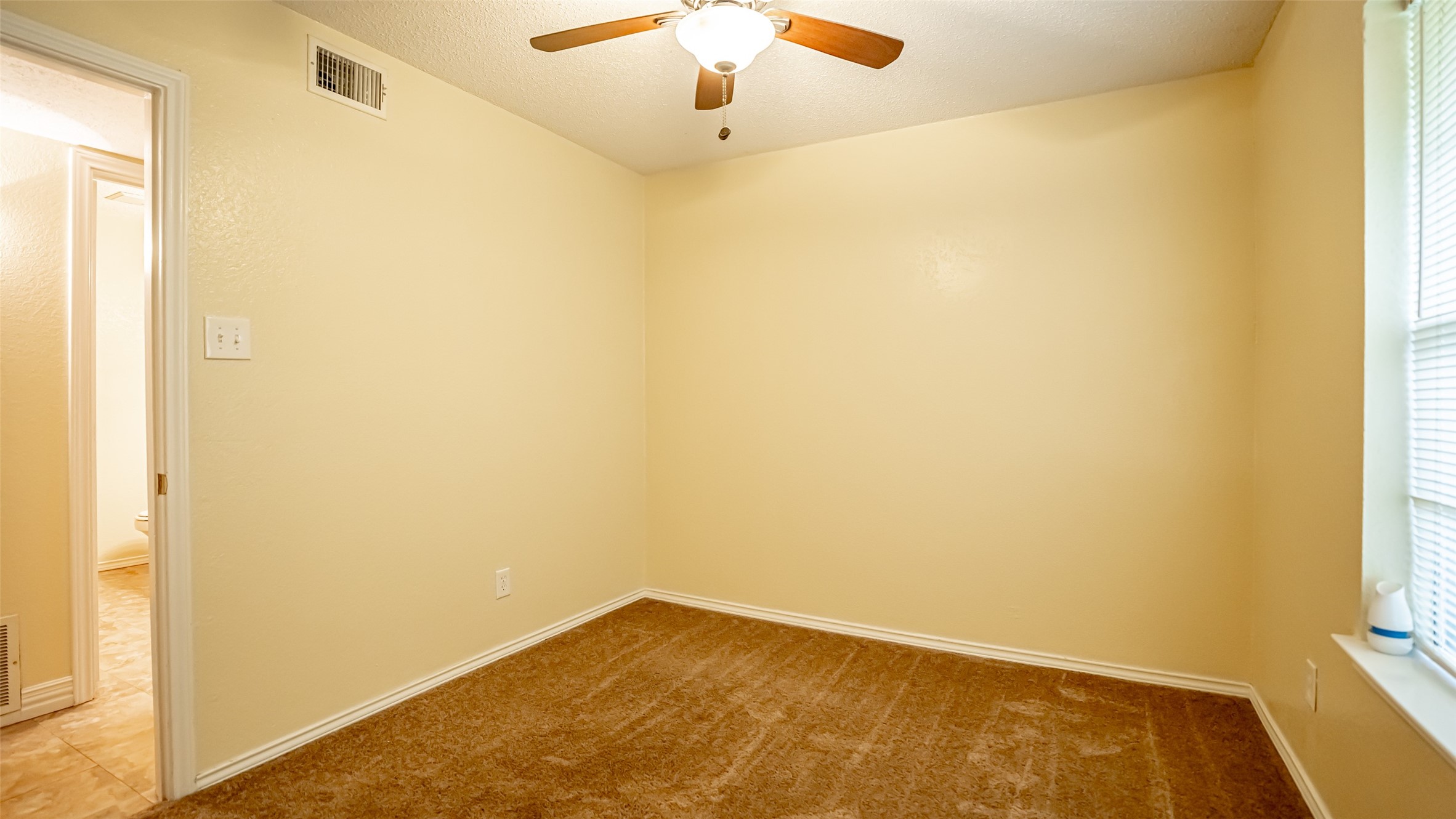 906 Pear Court