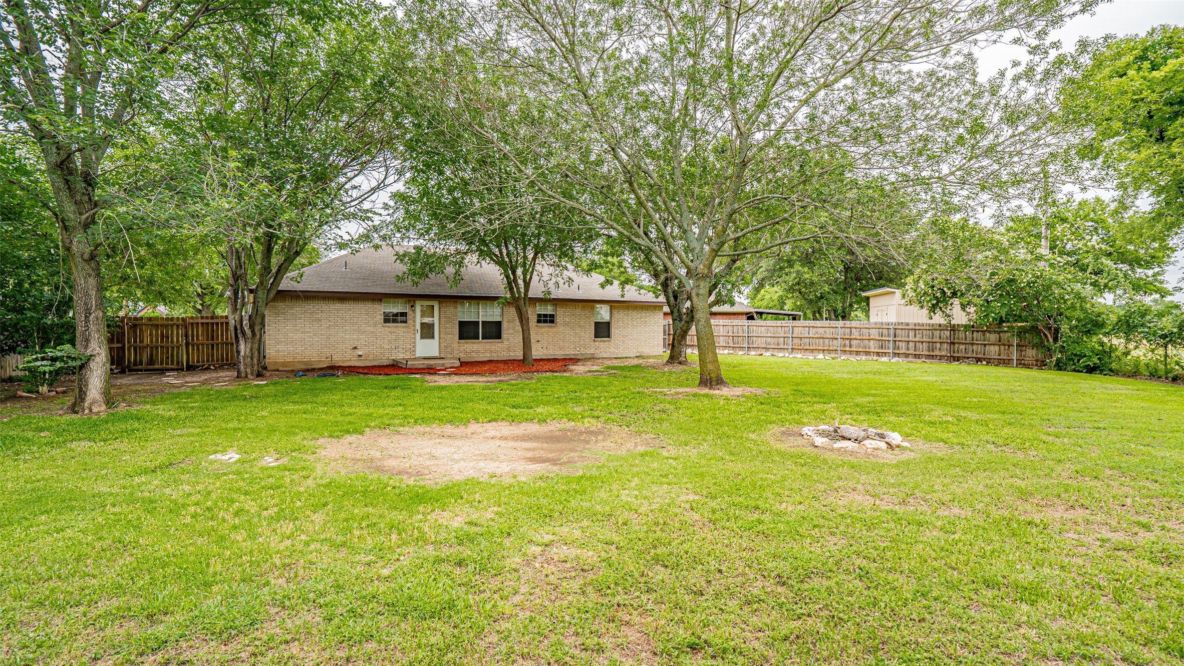 906 Pear Court