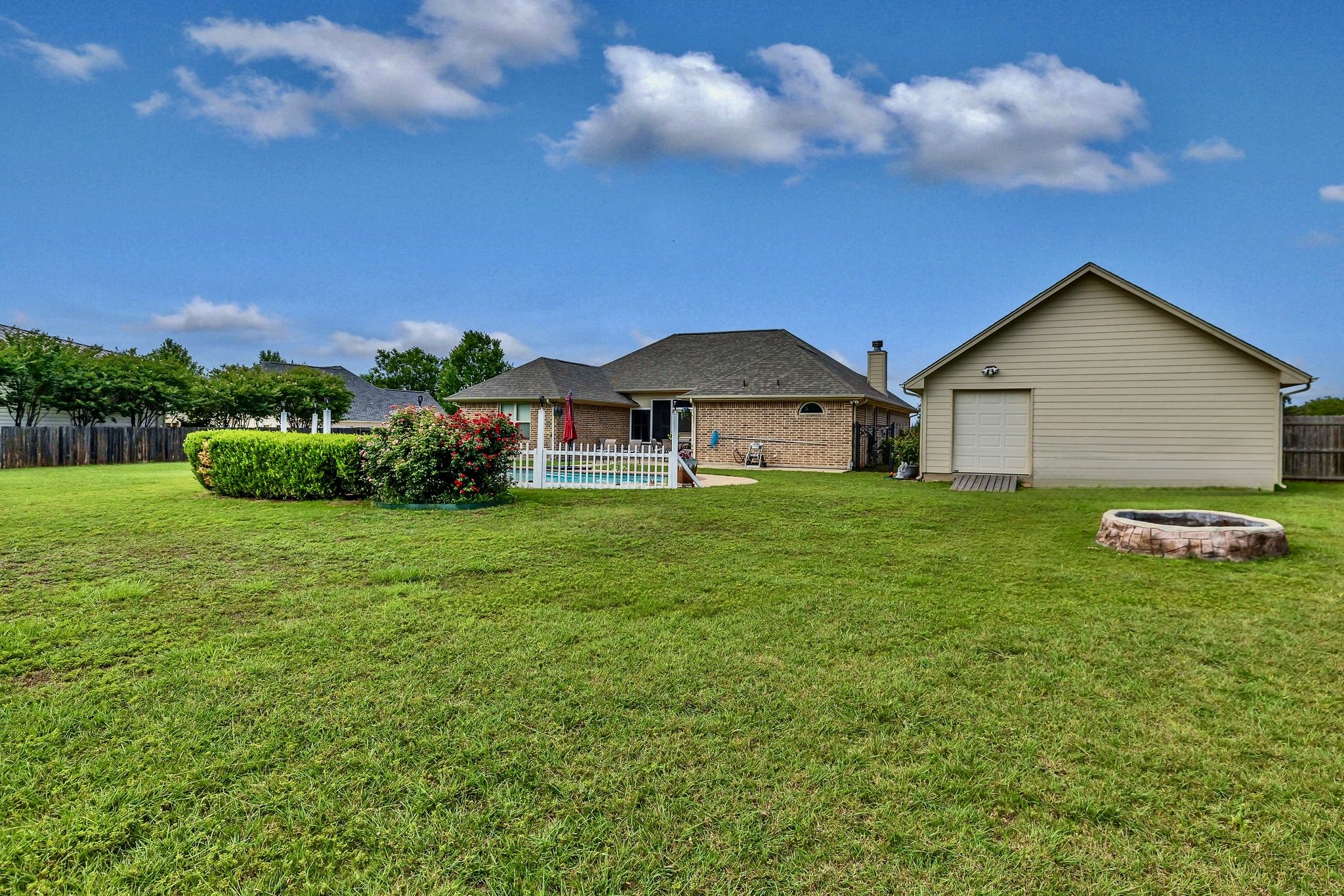 2309 E Emerald Bend Court