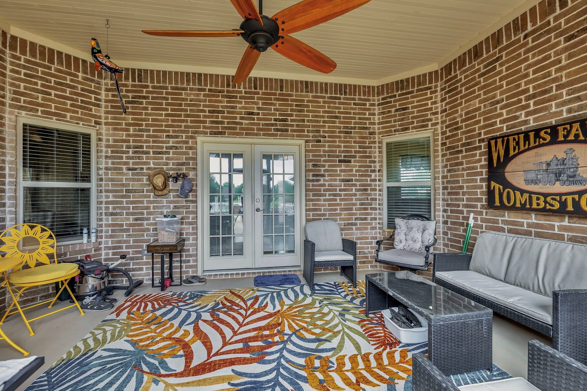 2309 E Emerald Bend Court