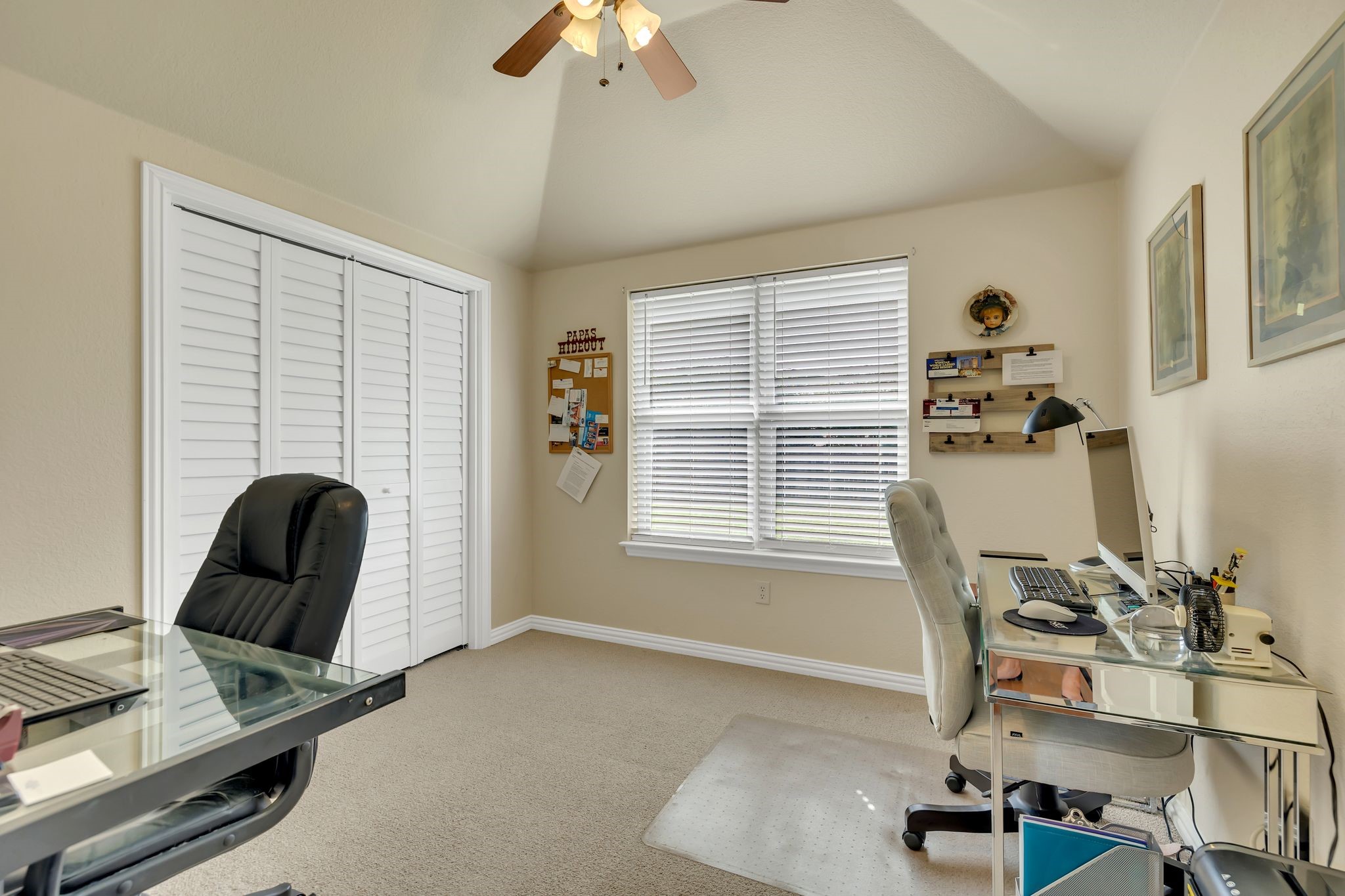 2309 E Emerald Bend Court