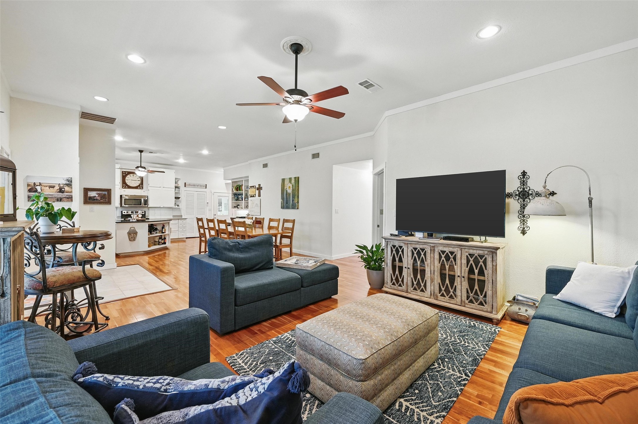 2116 Darby Dan Court