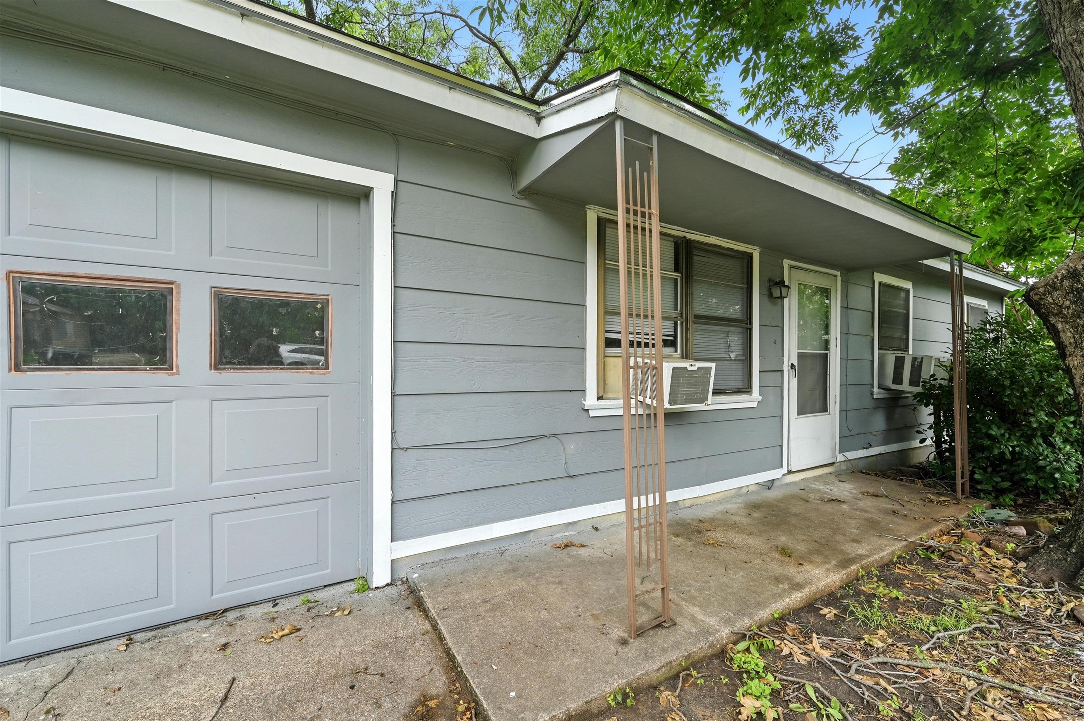 1102 N Wood Street