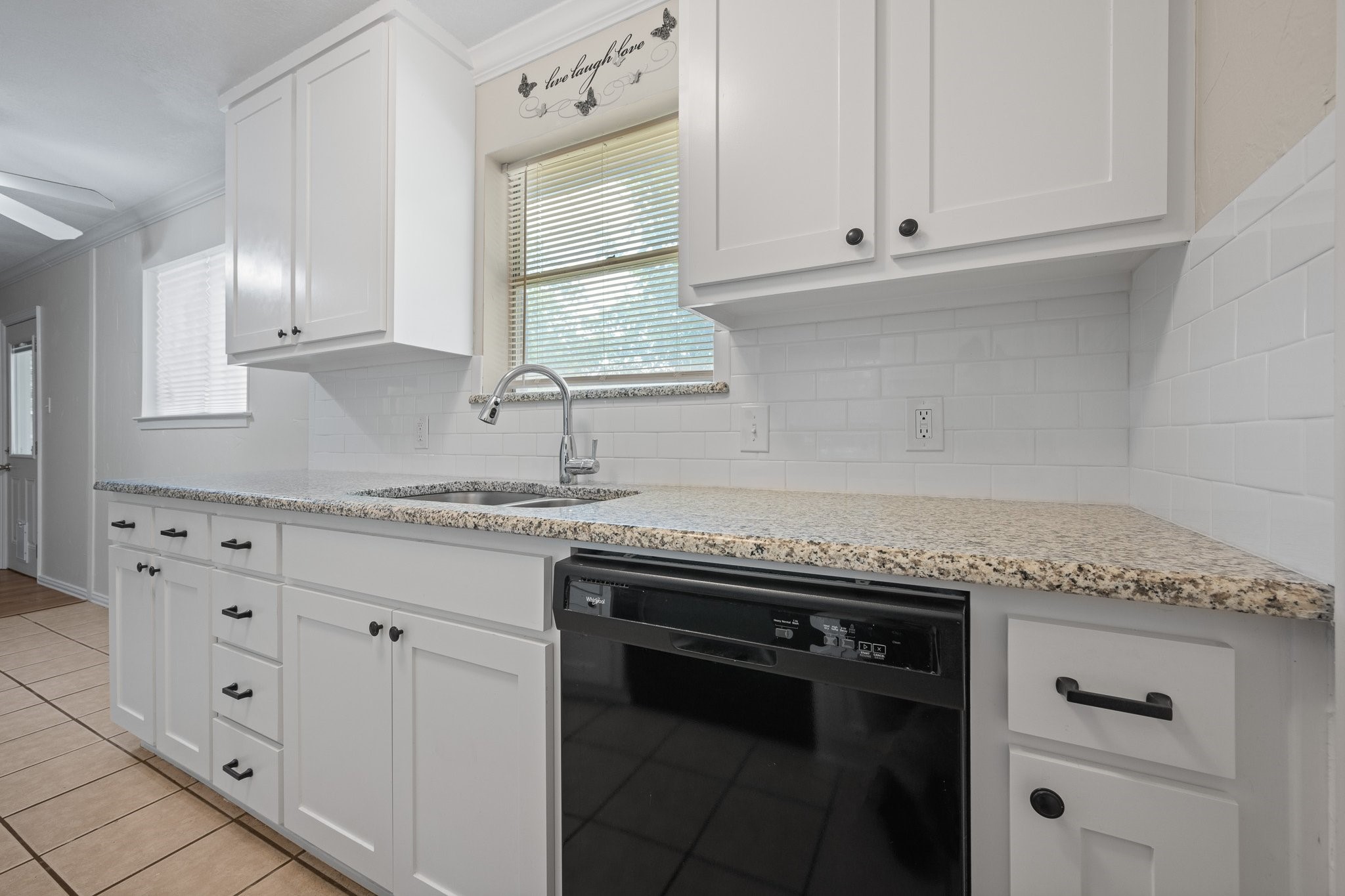 721 SW Hillside Drive