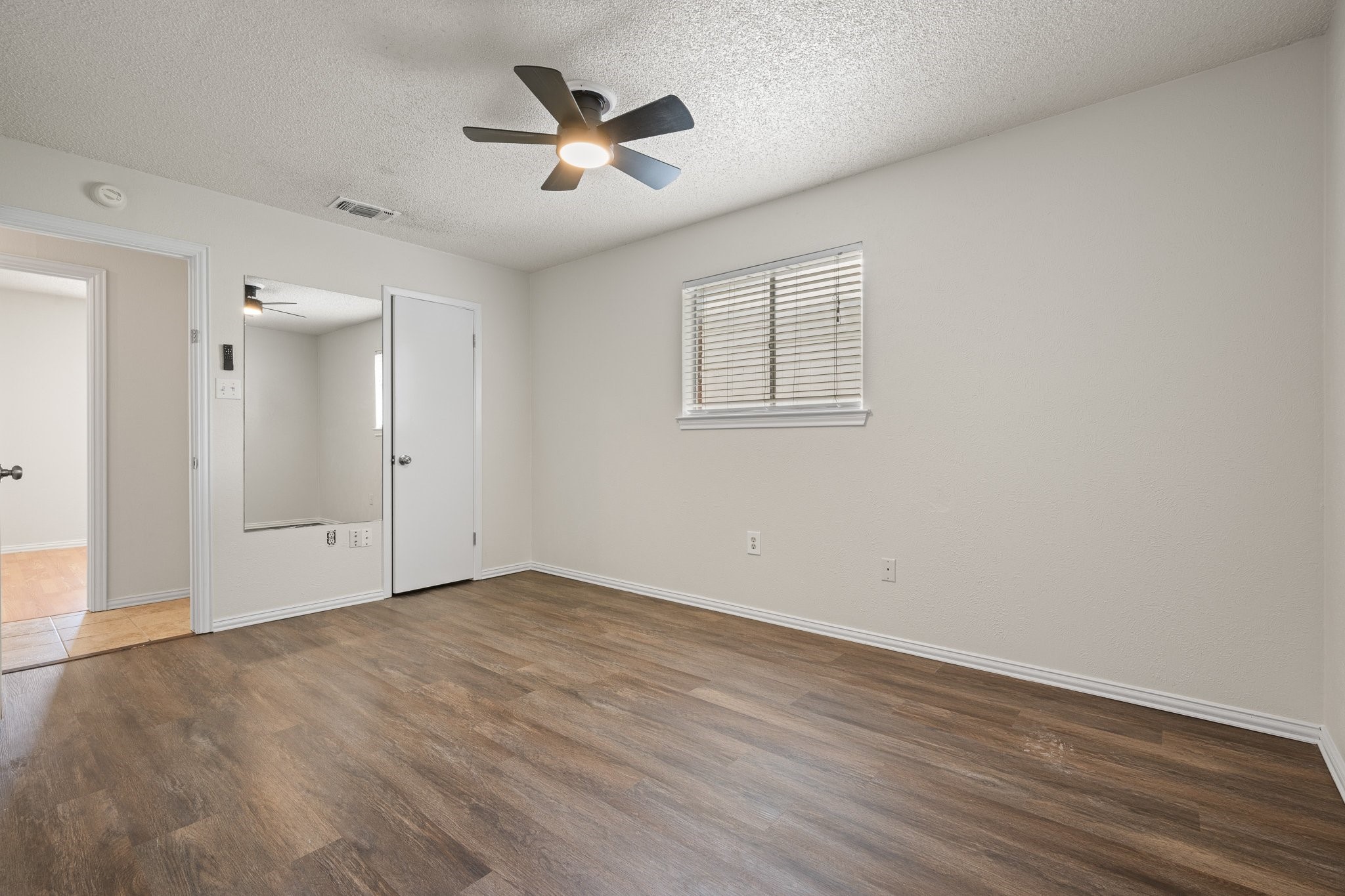 721 SW Hillside Drive