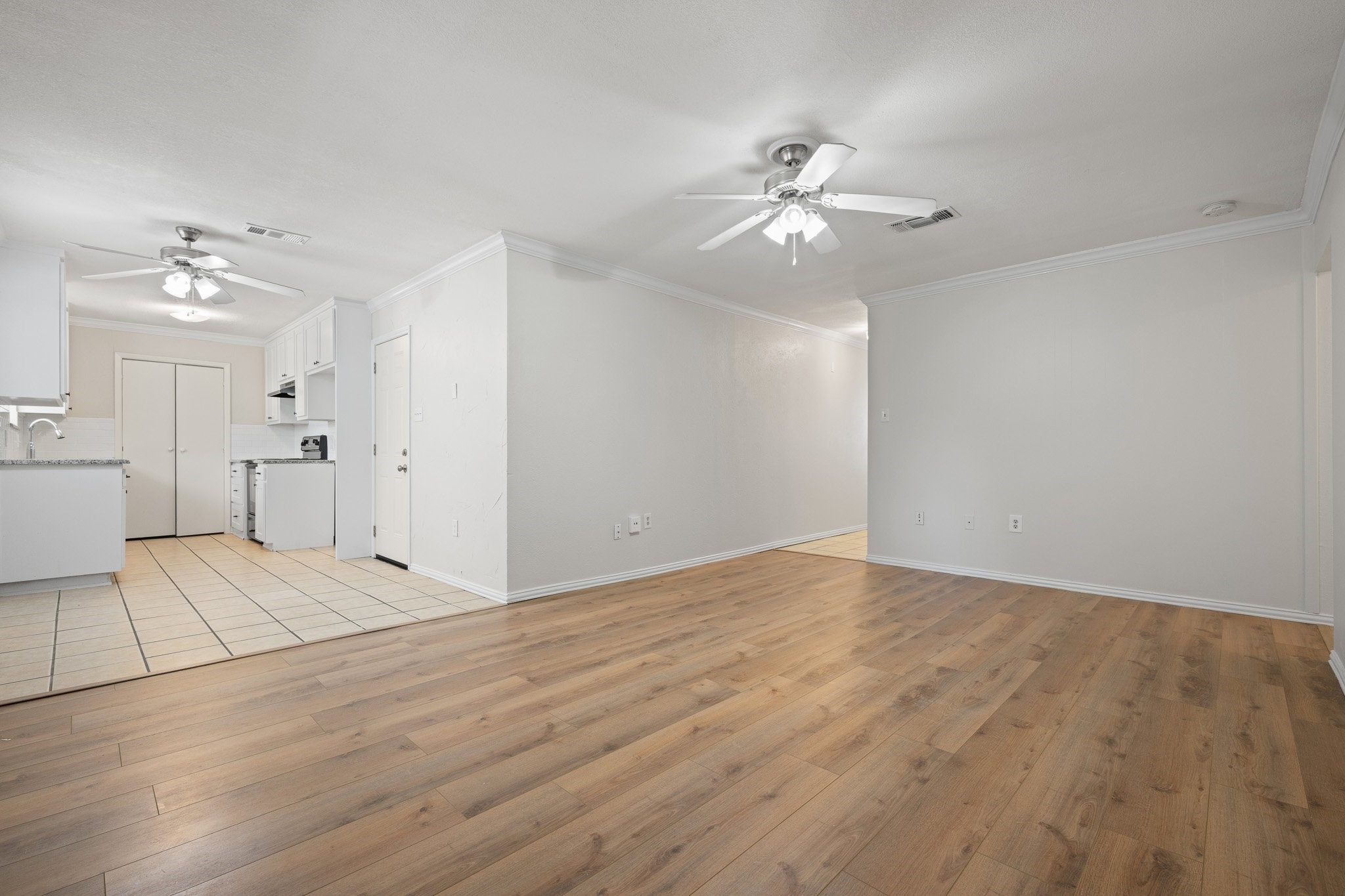 721 SW Hillside Drive