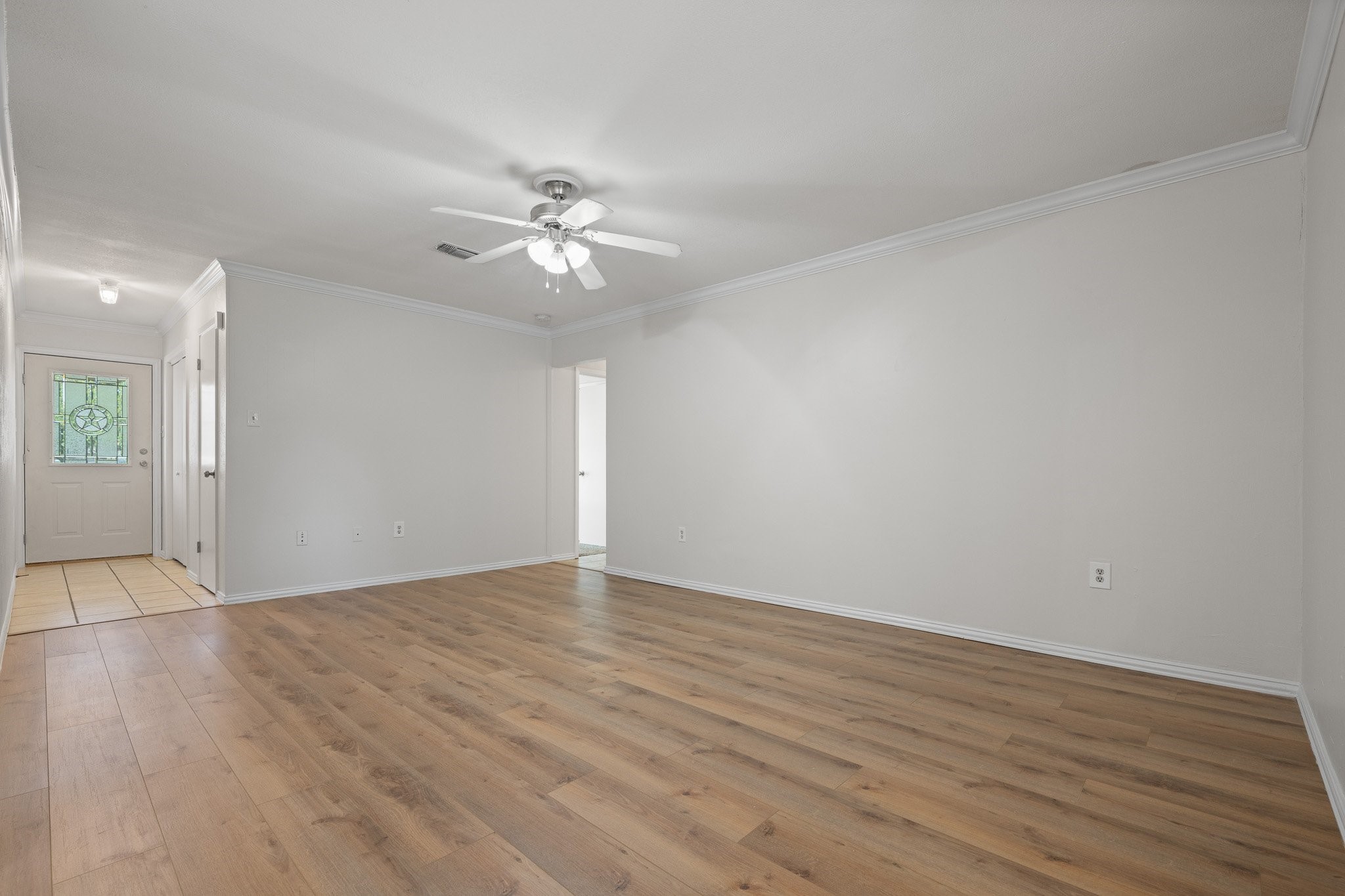 721 SW Hillside Drive