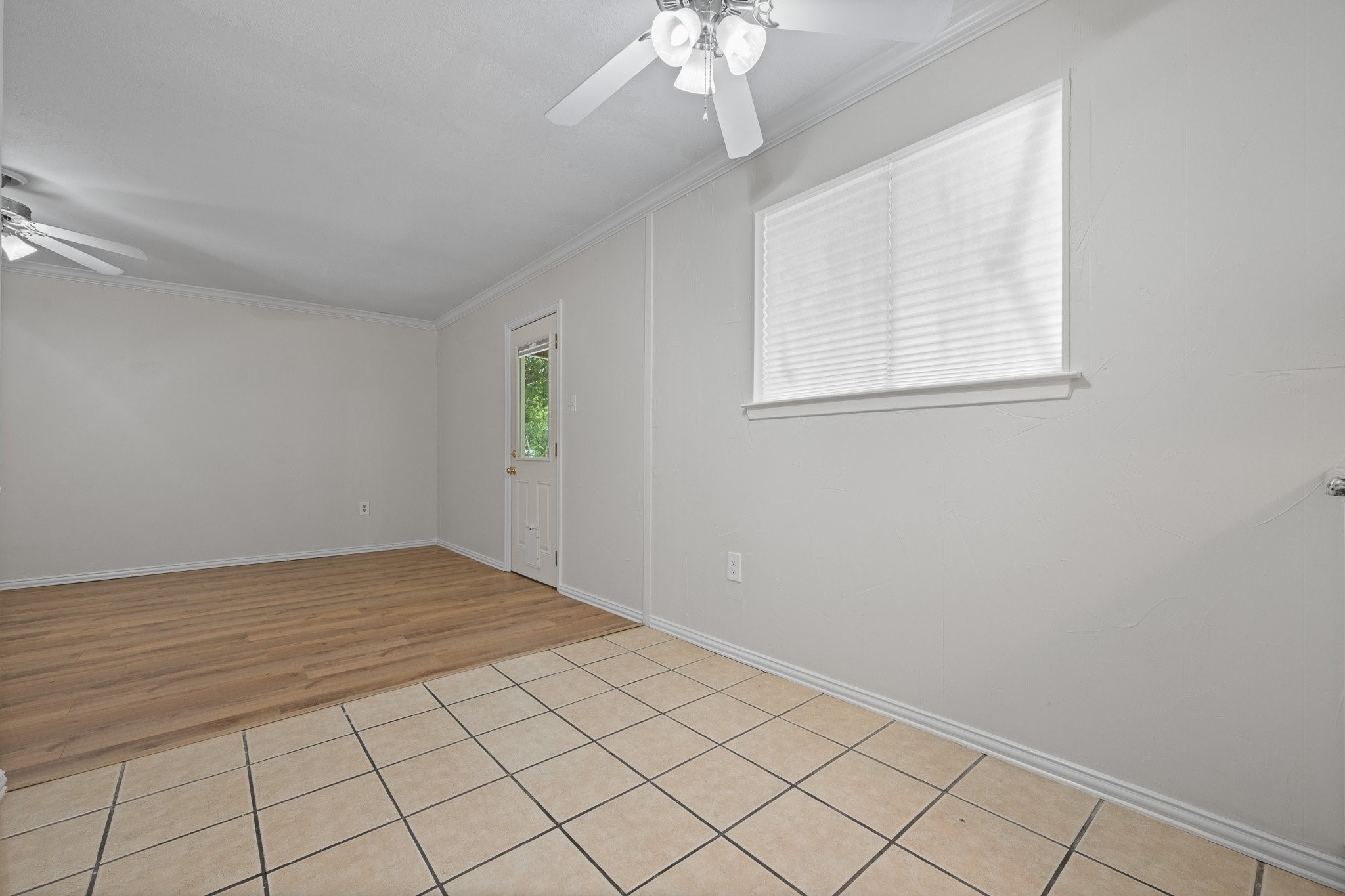 721 SW Hillside Drive