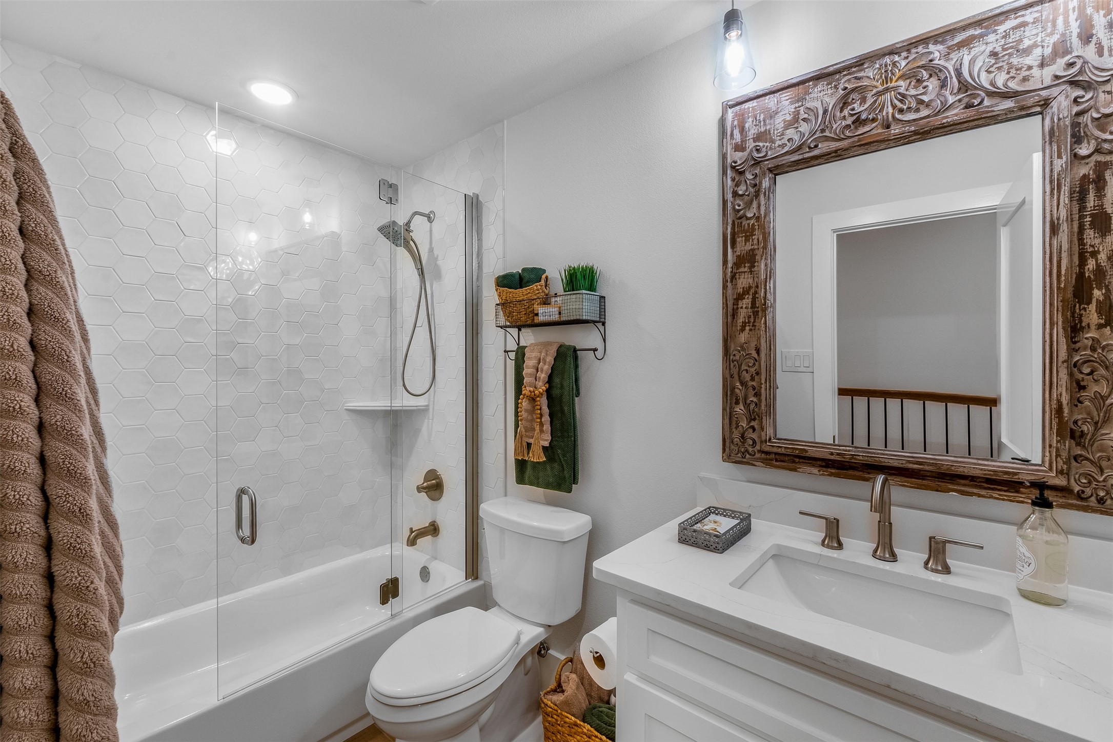 9305 Bellechase Road