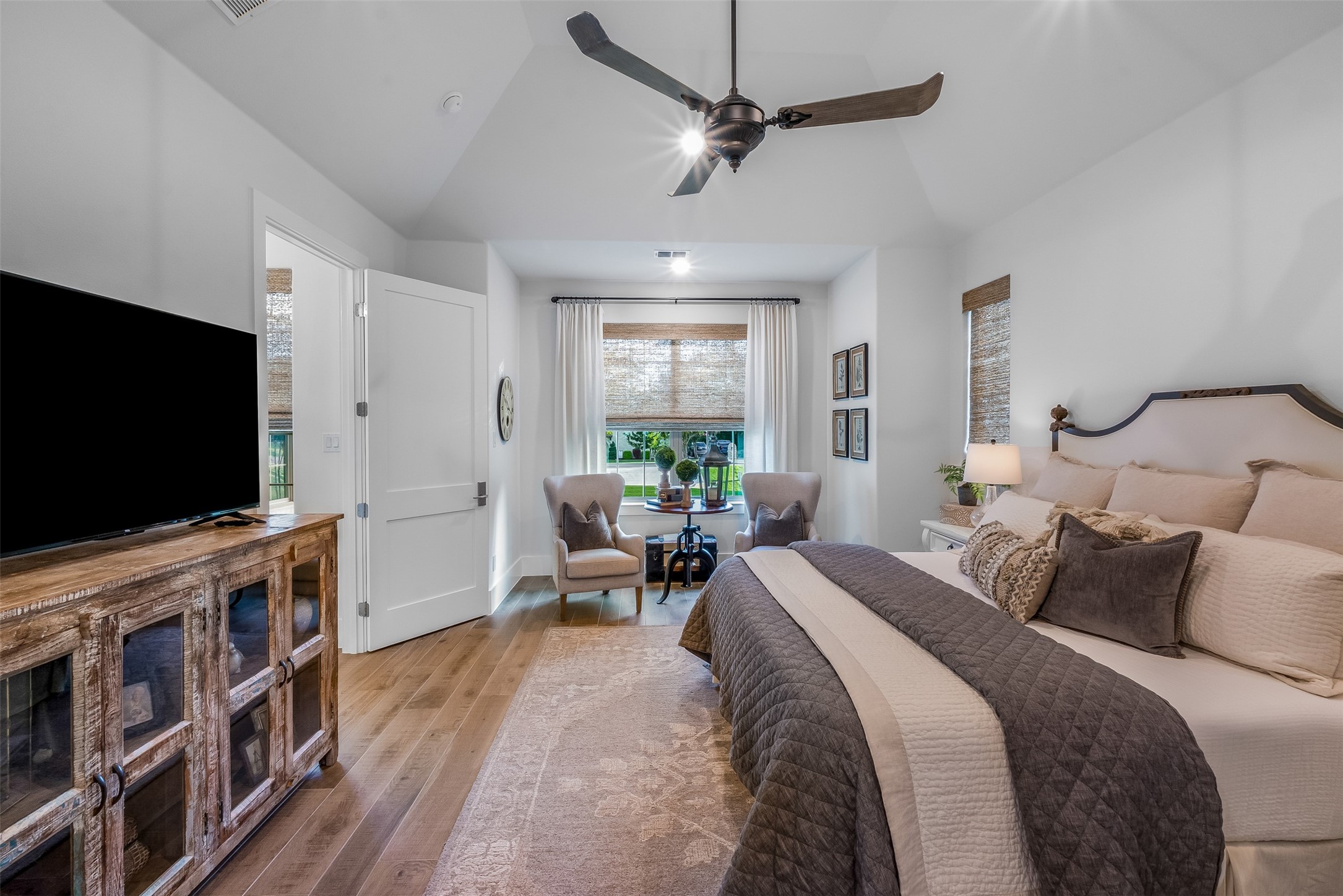 9305 Bellechase Road