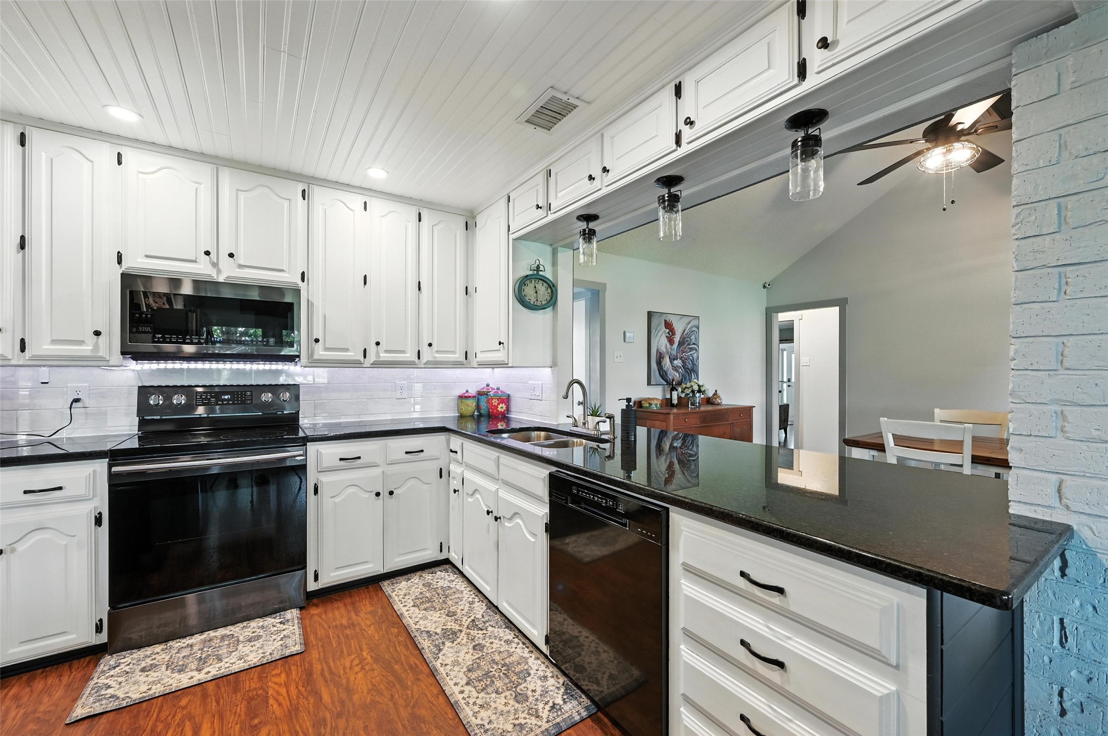 364 Roxy Road