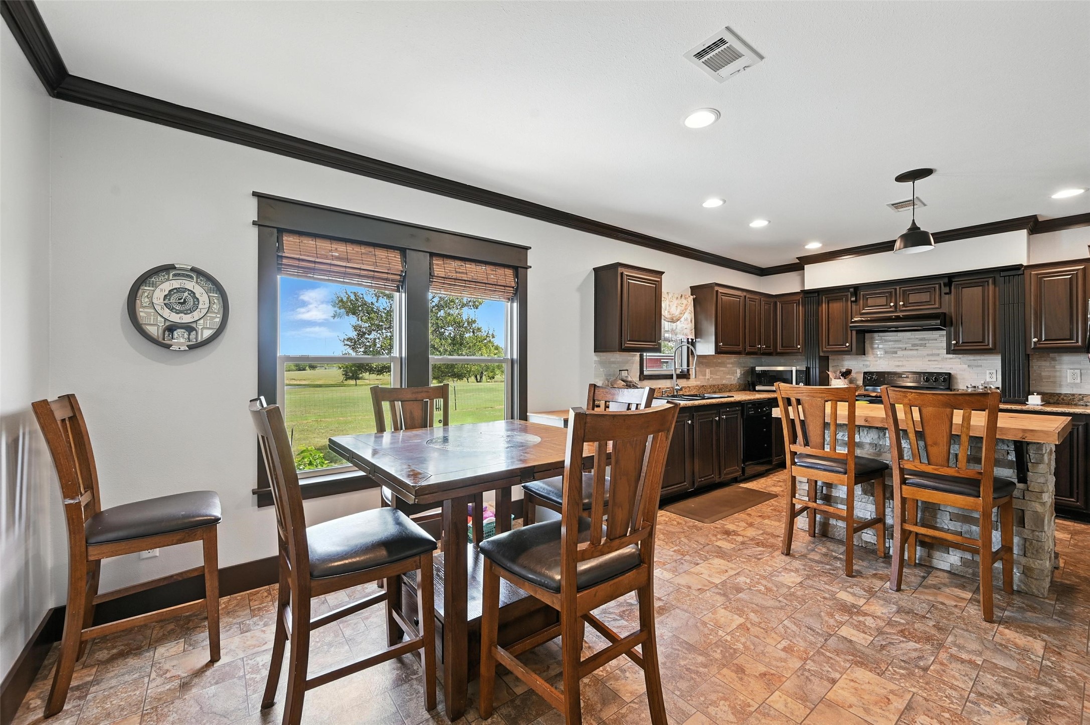 364 Roxy Road