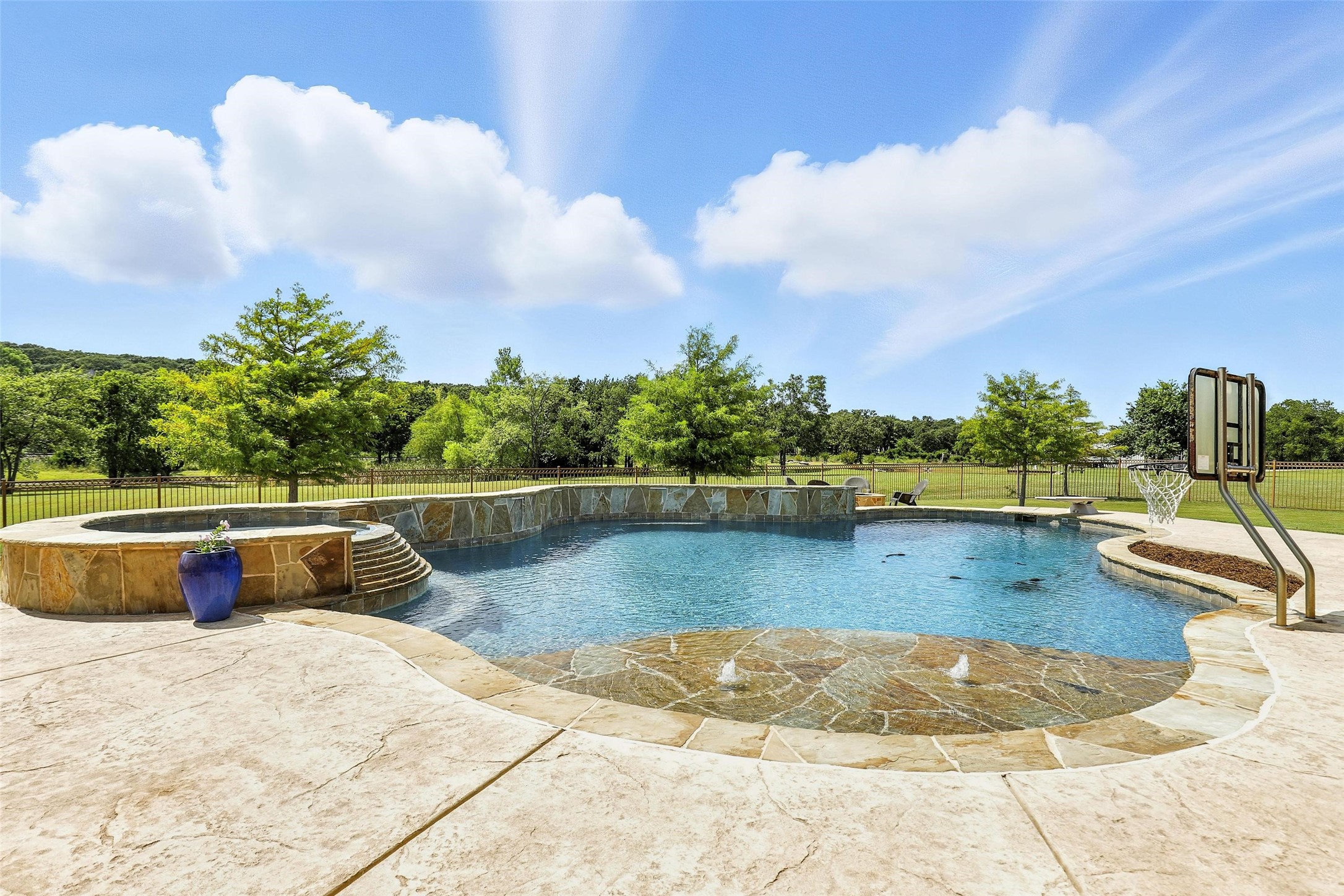 9949 Tantarra Drive