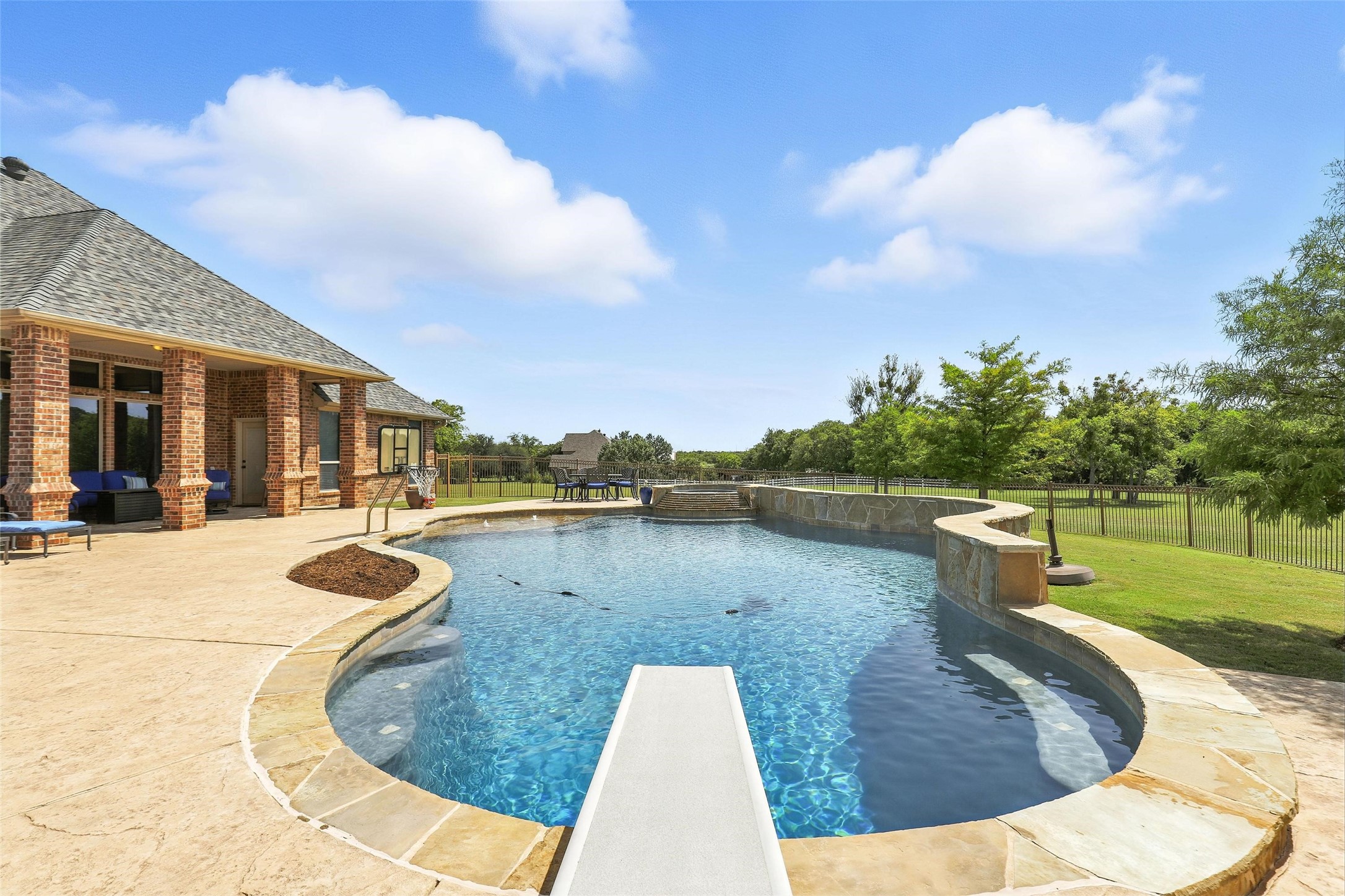 9949 Tantarra Drive