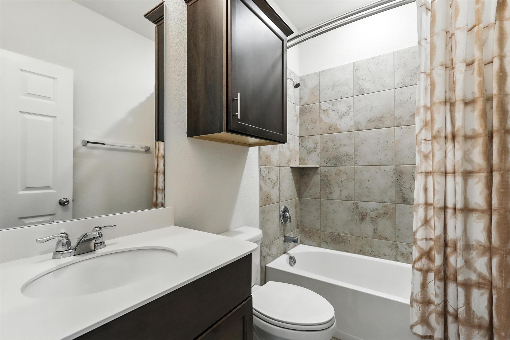 5605 Apple Grove Way