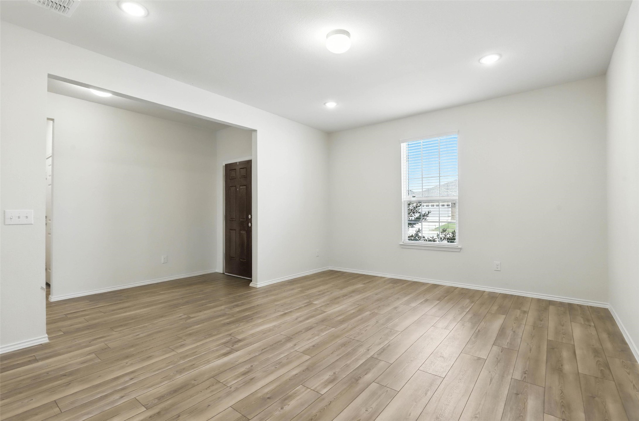 5605 Apple Grove Way