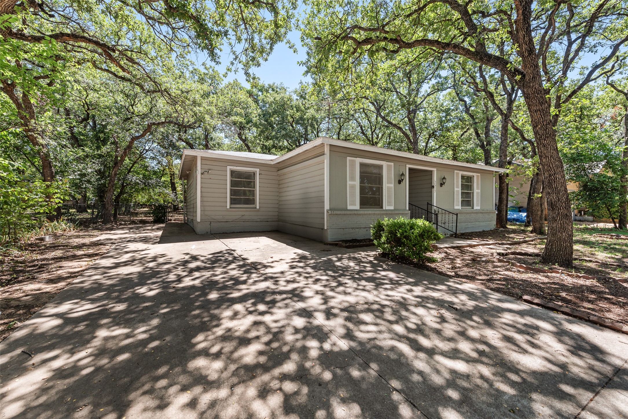 2517 Weiler Boulevard