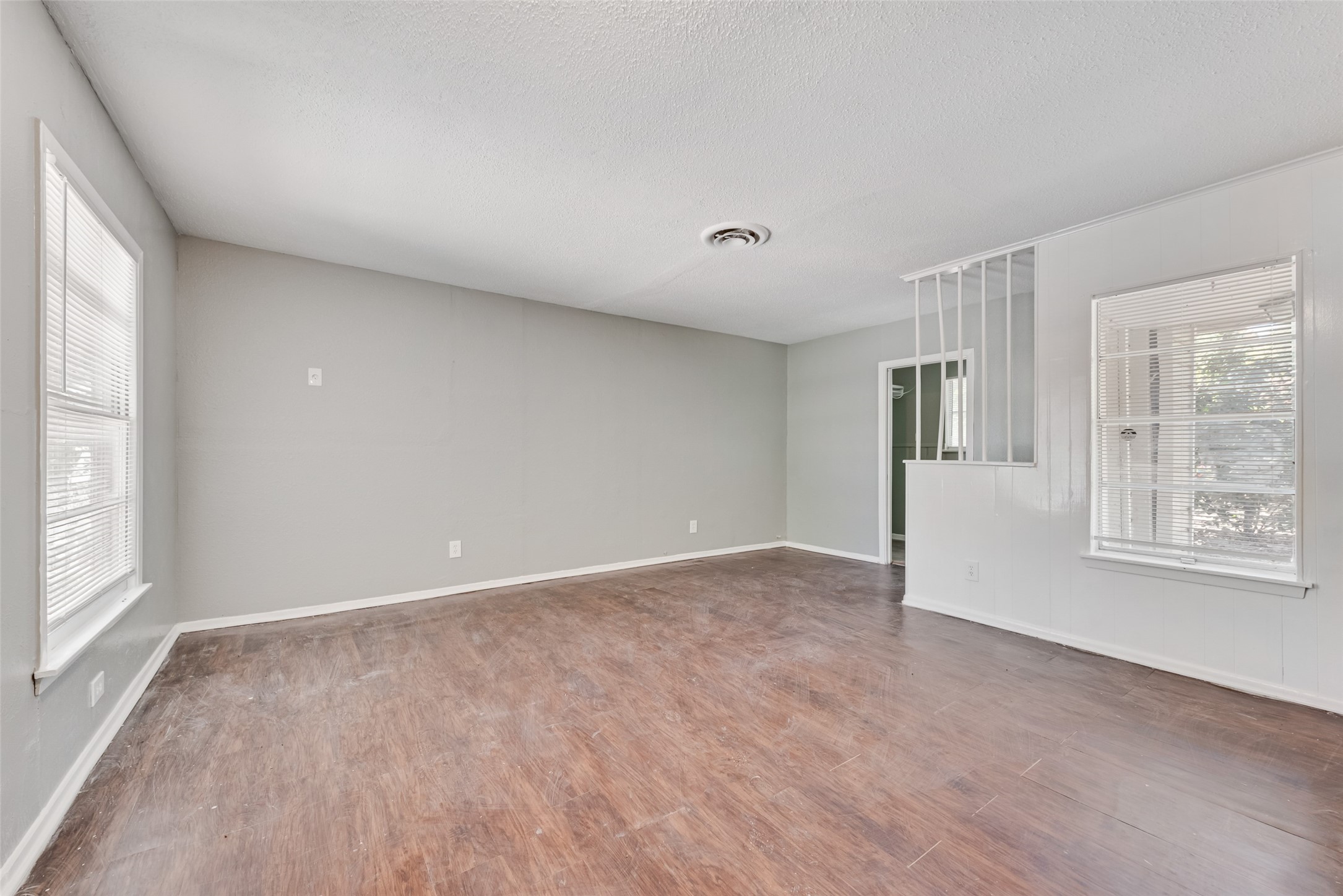 2517 Weiler Boulevard