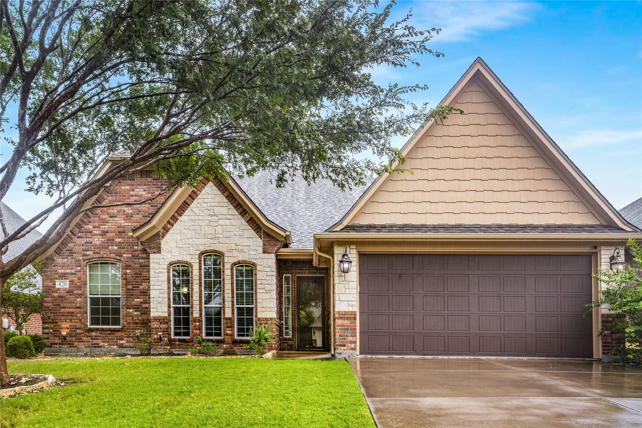420 Blue Daze Court