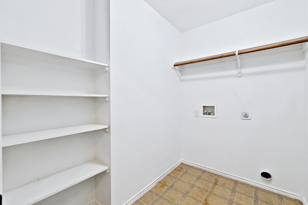 12252 Shadow Wood Trail