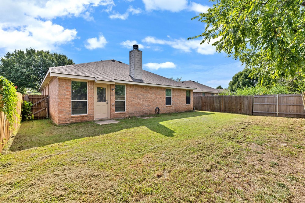 12252 Shadow Wood Trail