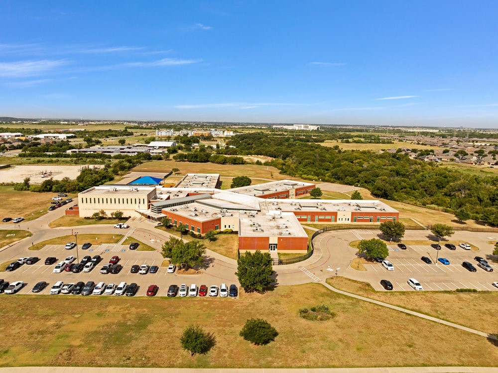 12252 Shadow Wood Trail