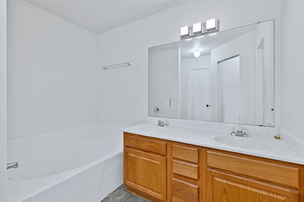 12252 Shadow Wood Trail