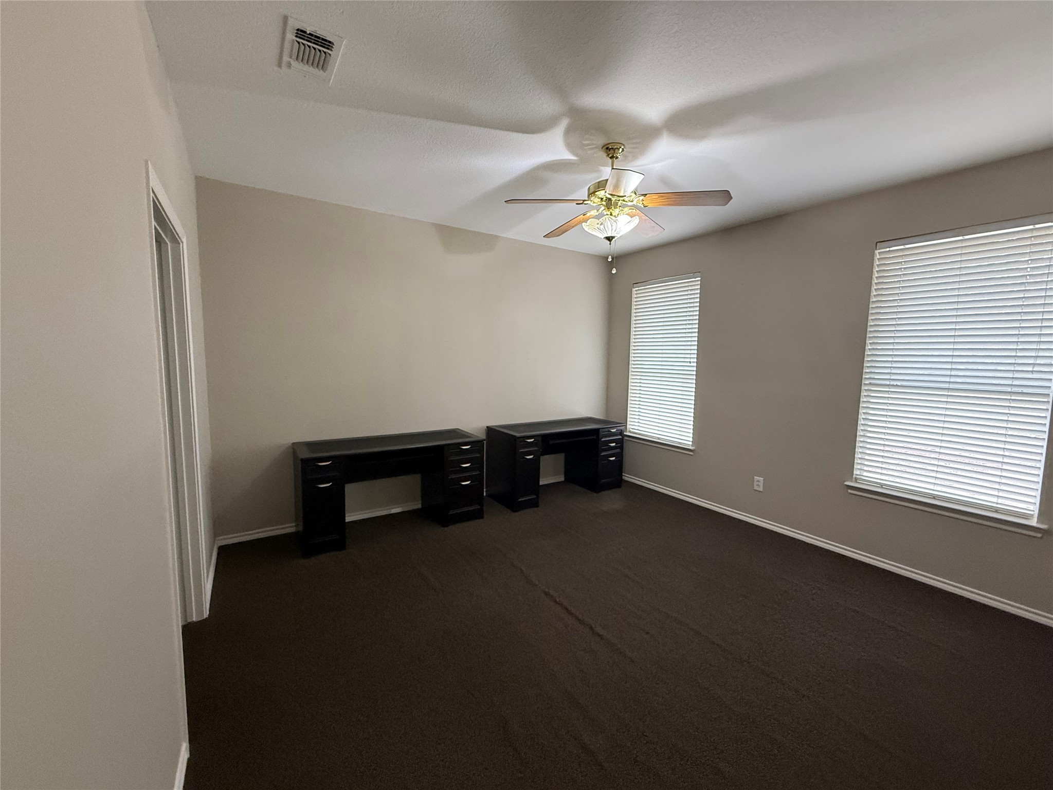 140 W Eldred Street 103