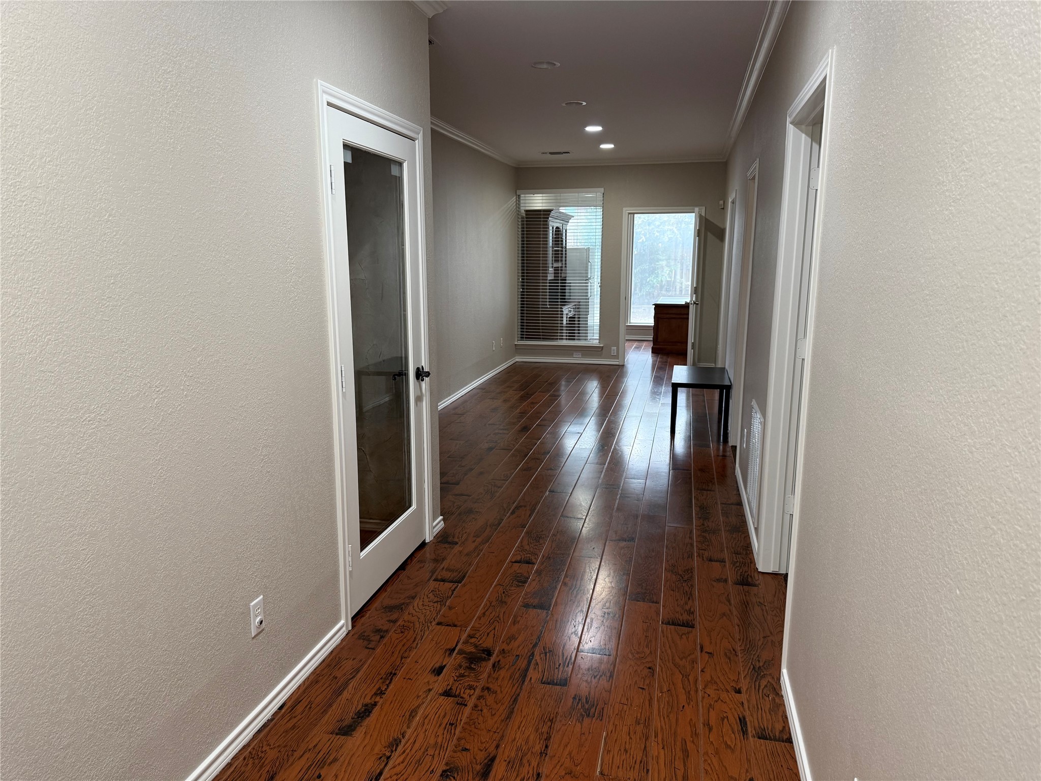 140 W Eldred Street 103