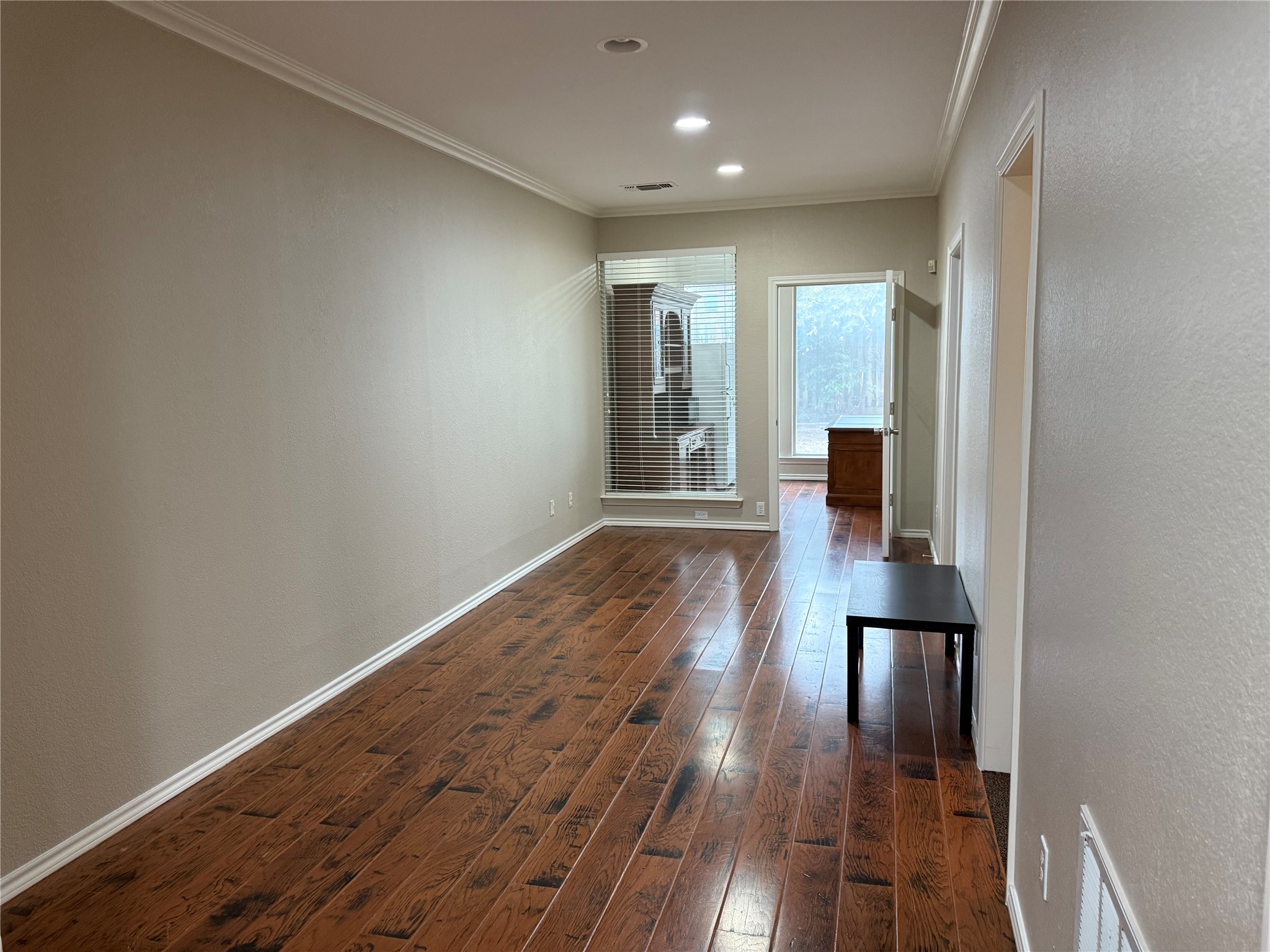 140 W Eldred Street 103