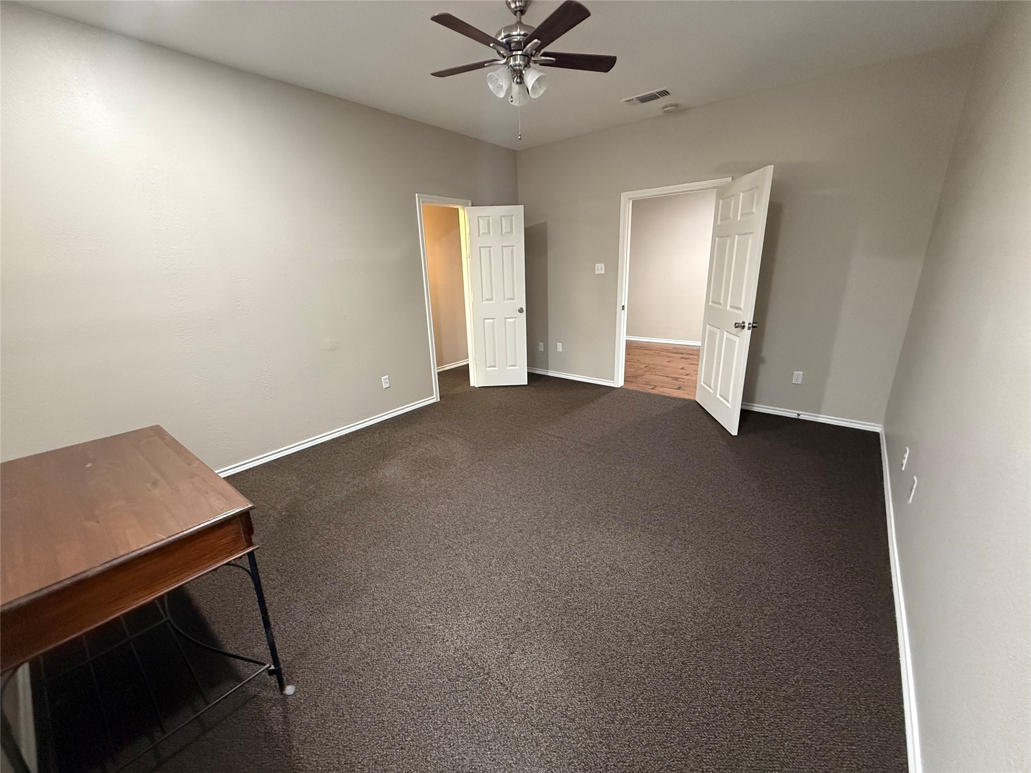 140 W Eldred Street 103